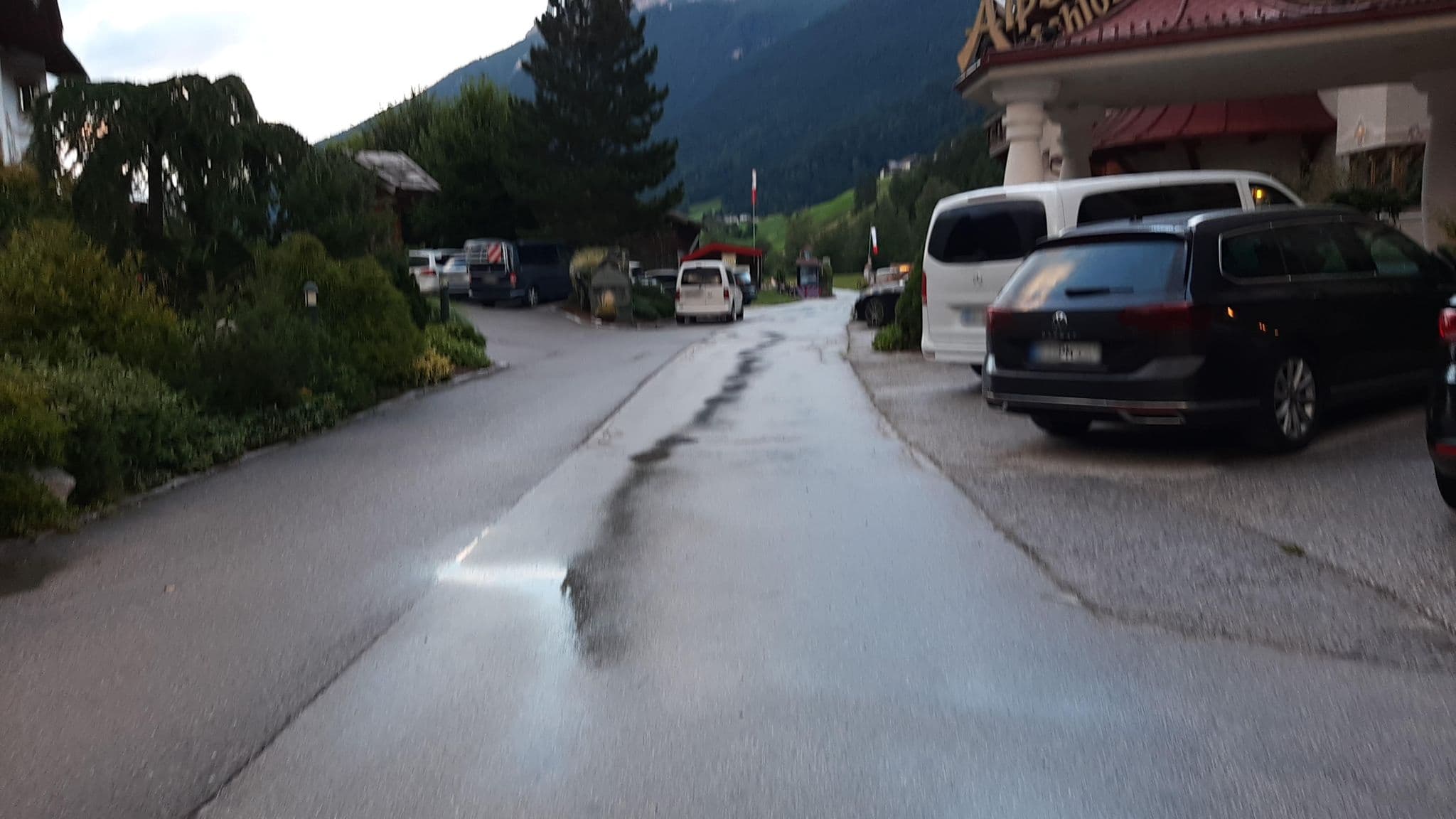 Street view near Alpeiner Natural Resort Tirol, Neustift im Stubaital — © julijanos (CC BY-SA · Mapillary)