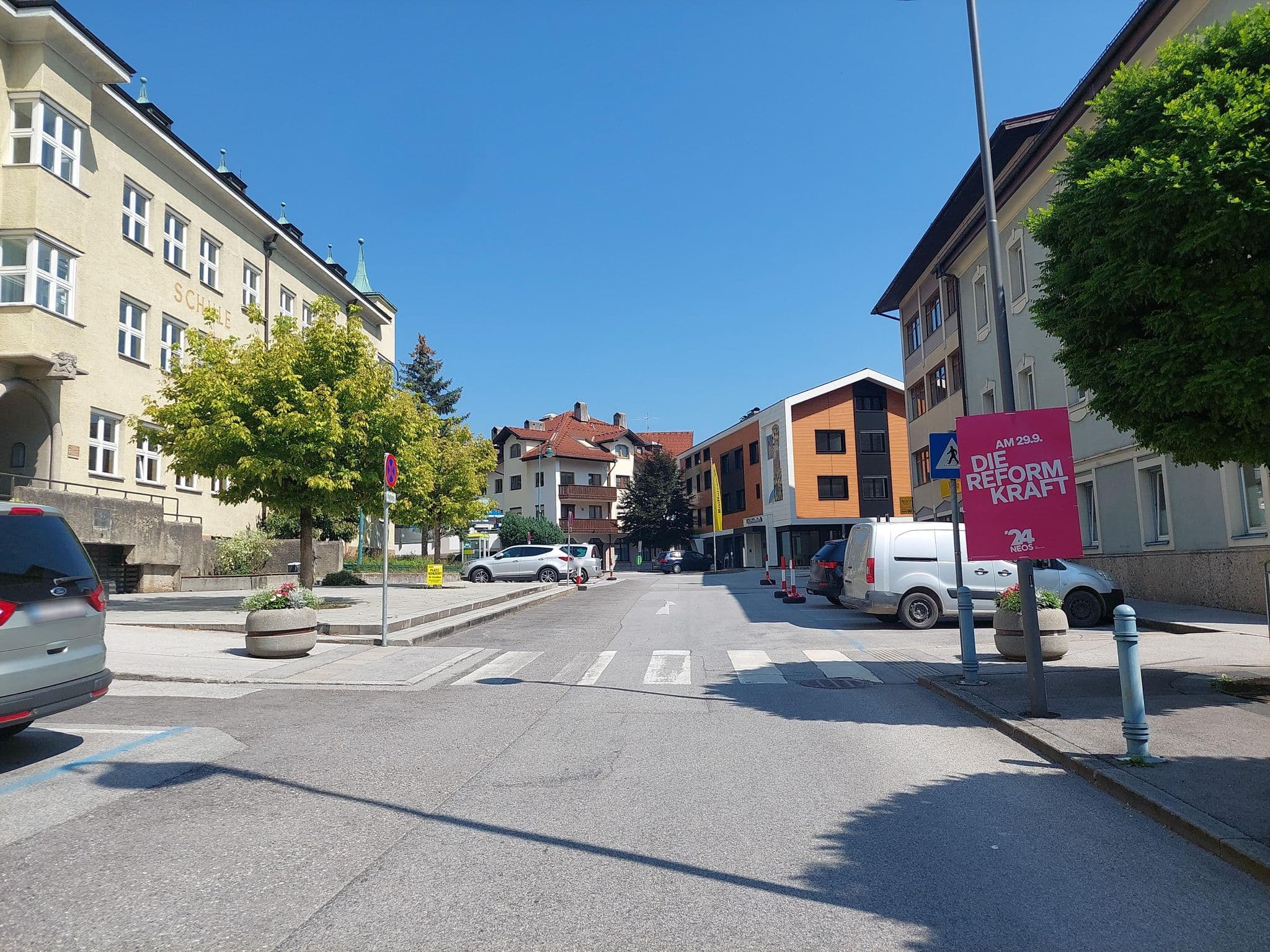 Street view near Gaestehaus Alpenrose, Jenbach — © viavista (CC BY-SA · Mapillary)