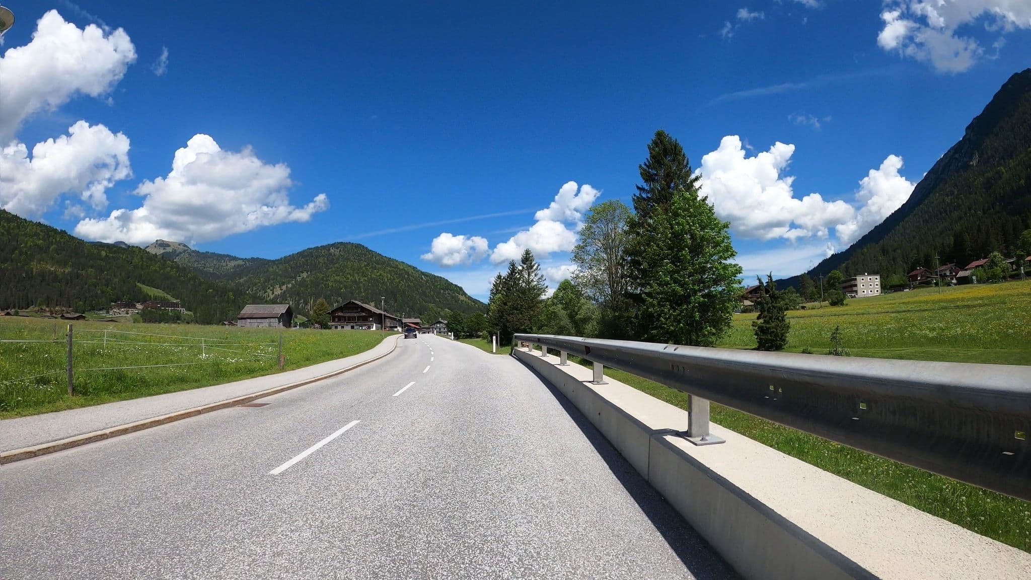 Street view near Busslehners Panoramahotel, Achenkirch — © osmplus_org (CC BY-SA · Mapillary)