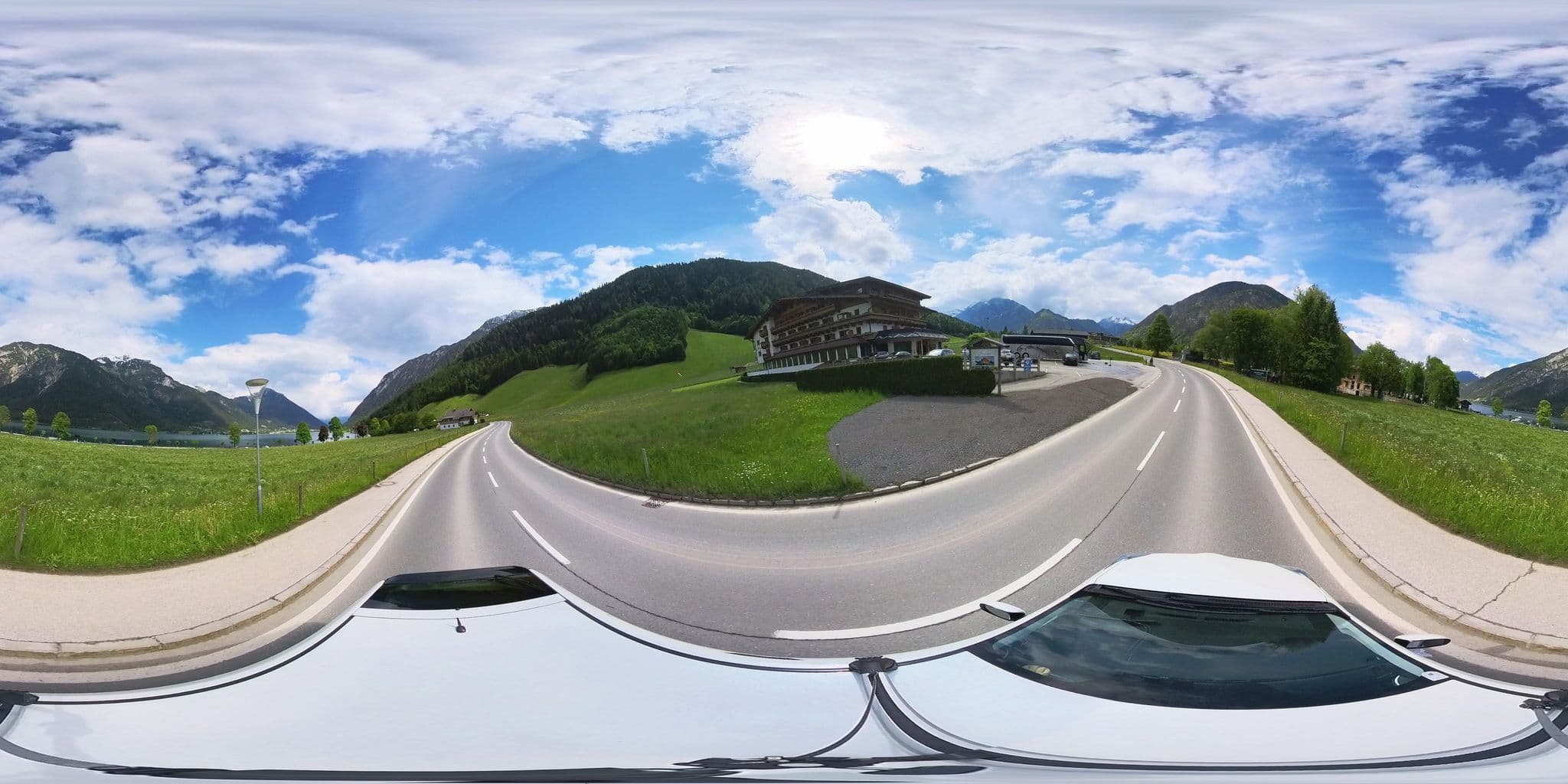 Street view near Niedrist, Maurach — © osmplus_org (CC BY-SA · Mapillary)