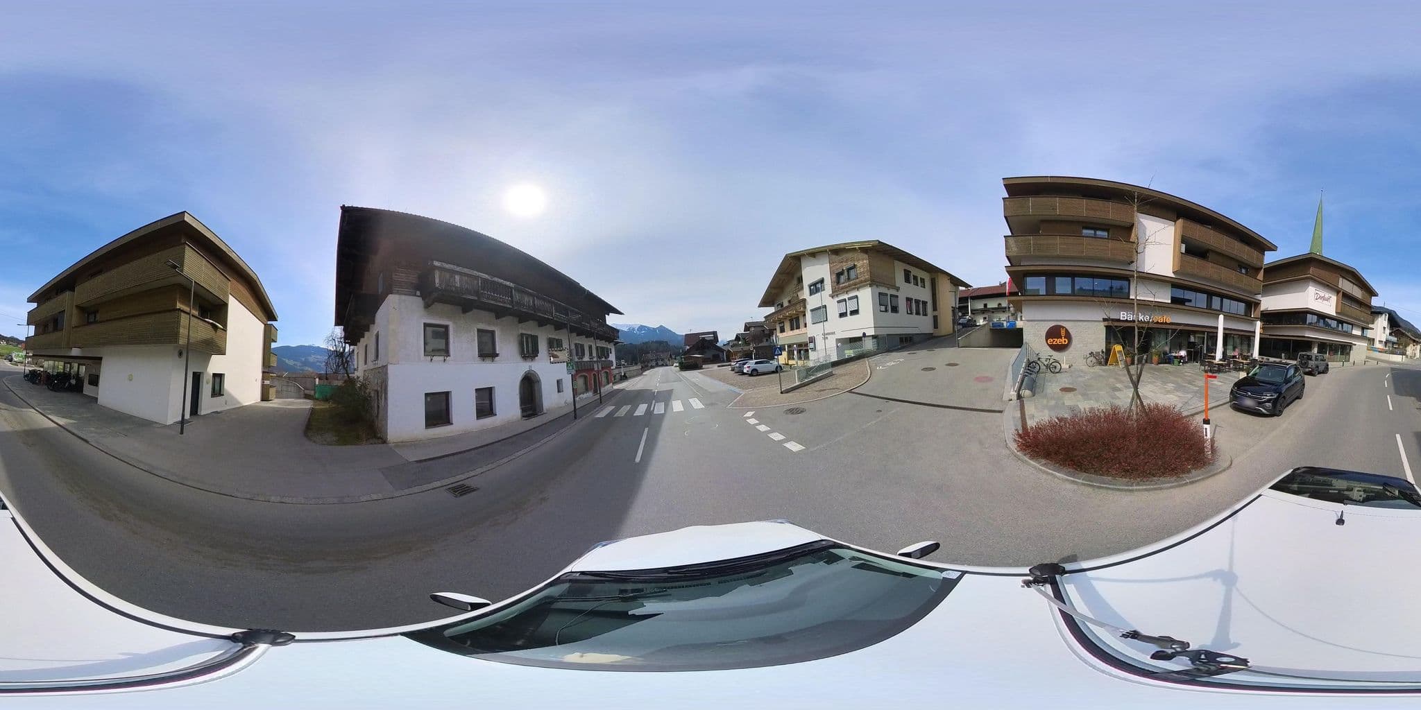 Street view near Gasthaus Dorfwirt, Jenbach — © osmplus_org (CC BY-SA · Mapillary)