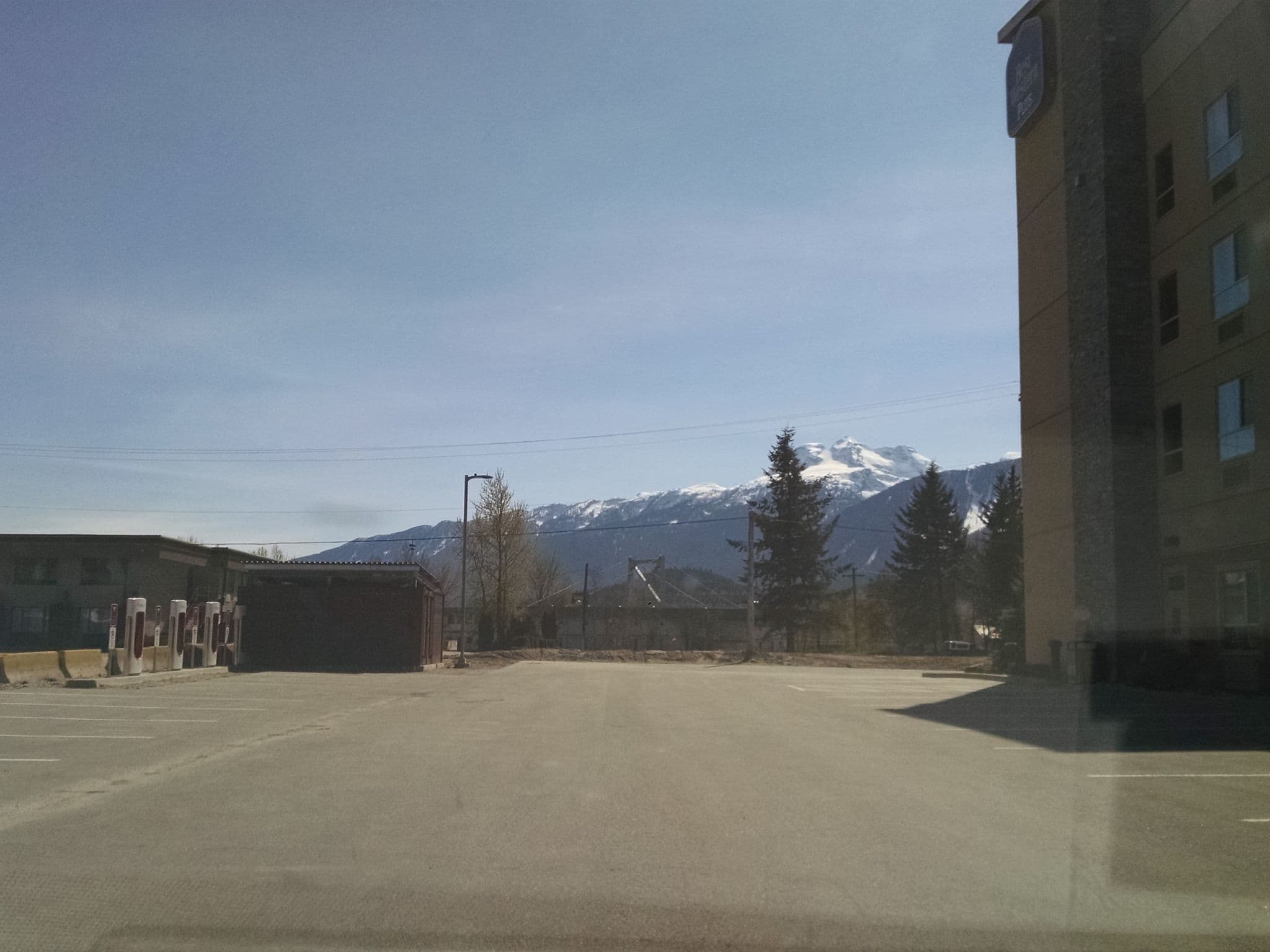 Street view near Best Western Plus Revelstoke, Big Eddy — © daemonkity (CC BY-SA · Mapillary)