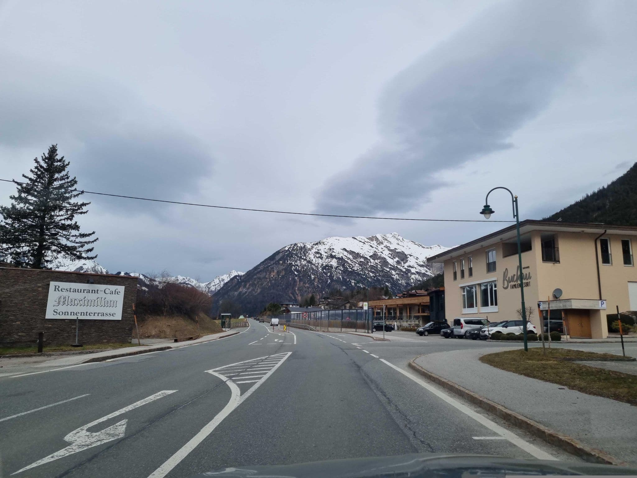 Street view near Jugendherberge am Achensee, Maurach — © dsmm (CC BY-SA · Mapillary)