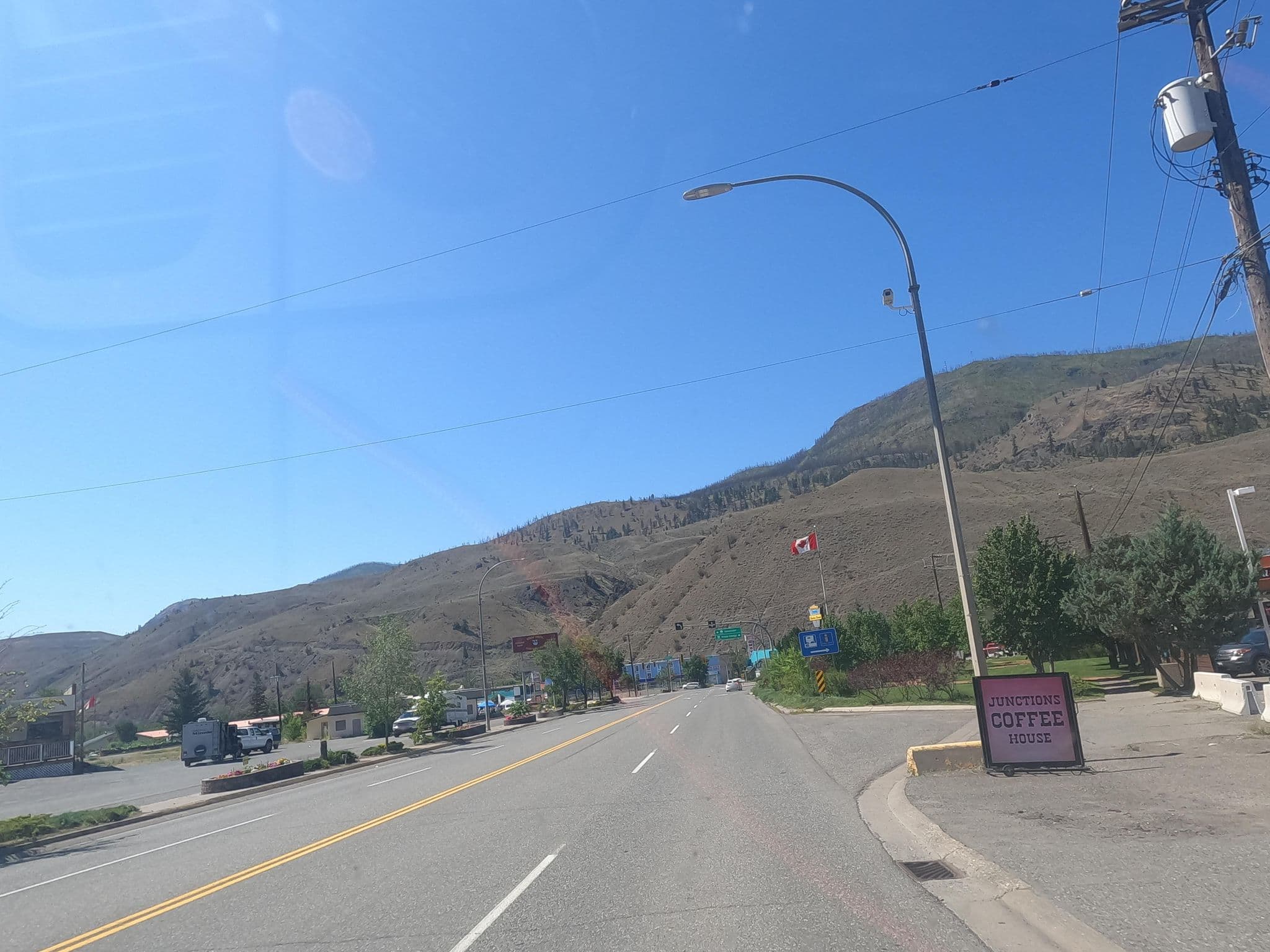 Street view near Castle Inn Motel, Cache Creek — © rps333 (CC BY-SA · Mapillary)