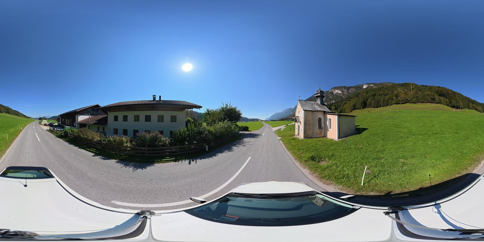Street view near Freundsheimhof, Radfeld — © osmplus_org (CC BY-SA · Mapillary)