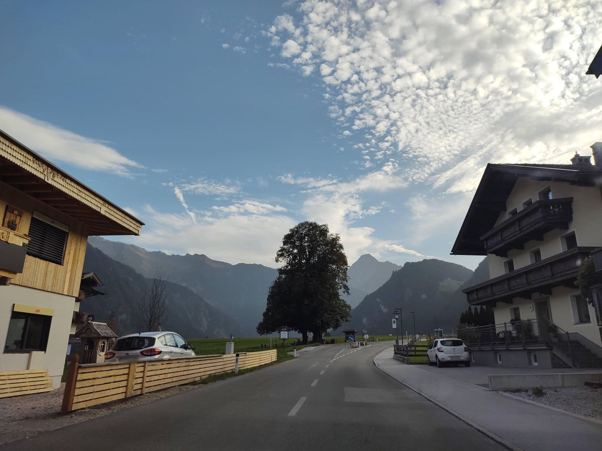 Street view near Black Eagle Luxury Apartments Lodge, Hippach — © thetornado76 (CC BY-SA · Mapillary)