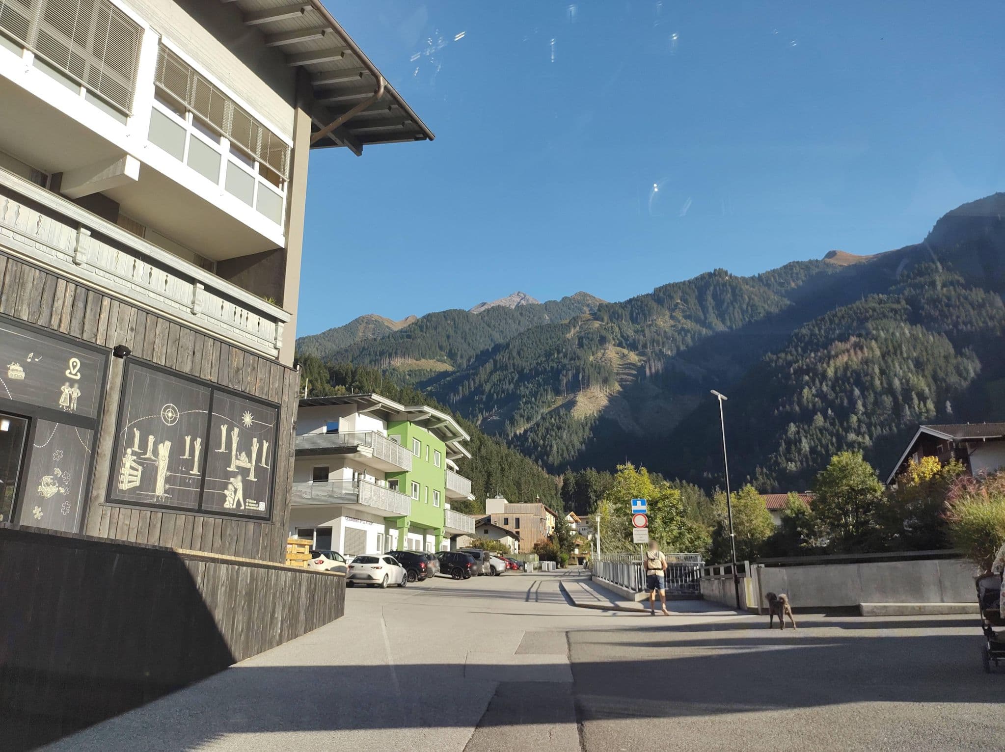 Street view near SkyLounge Mayrhofen, Mayrhofen — © thetornado76 (CC BY-SA · Mapillary)