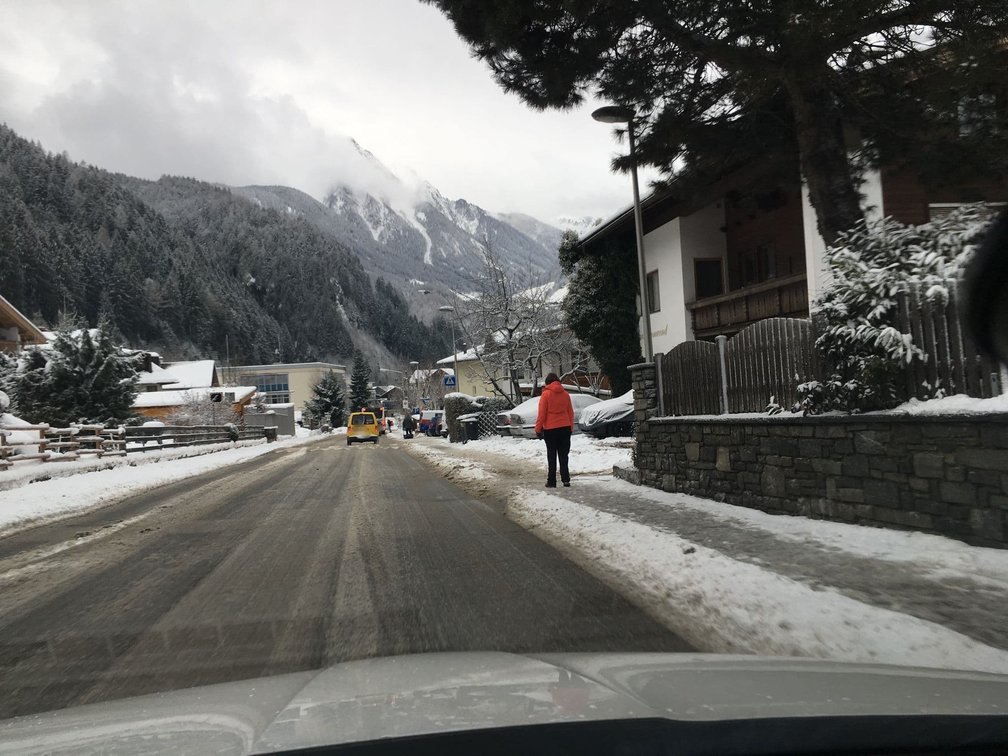 Street view near Landhaus Tyrol, Mayrhofen — © omba (CC BY-SA · Mapillary)