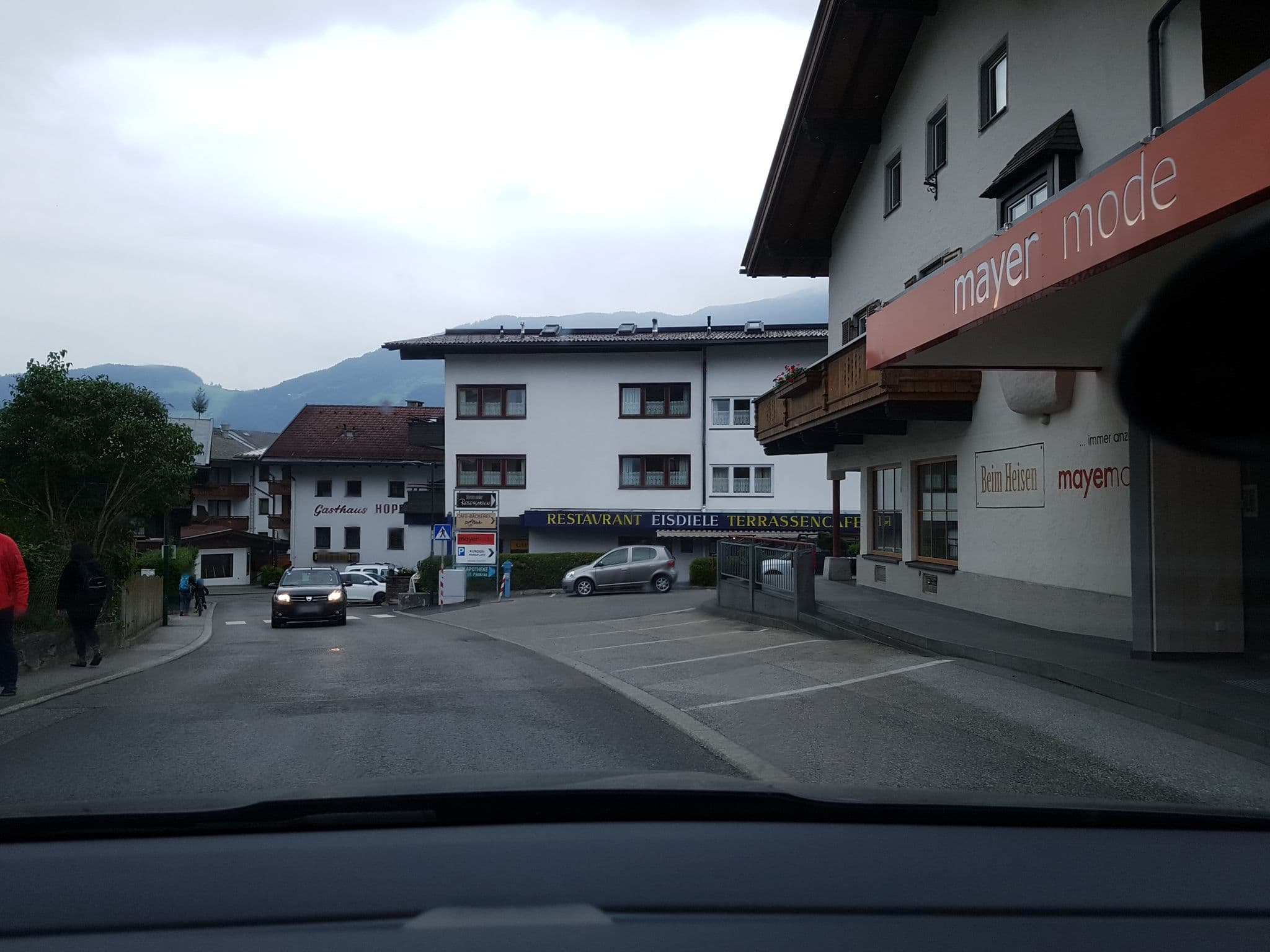 Street view near Hotel Schiestl, Fügen — © schermy_at (CC BY-SA · Mapillary)