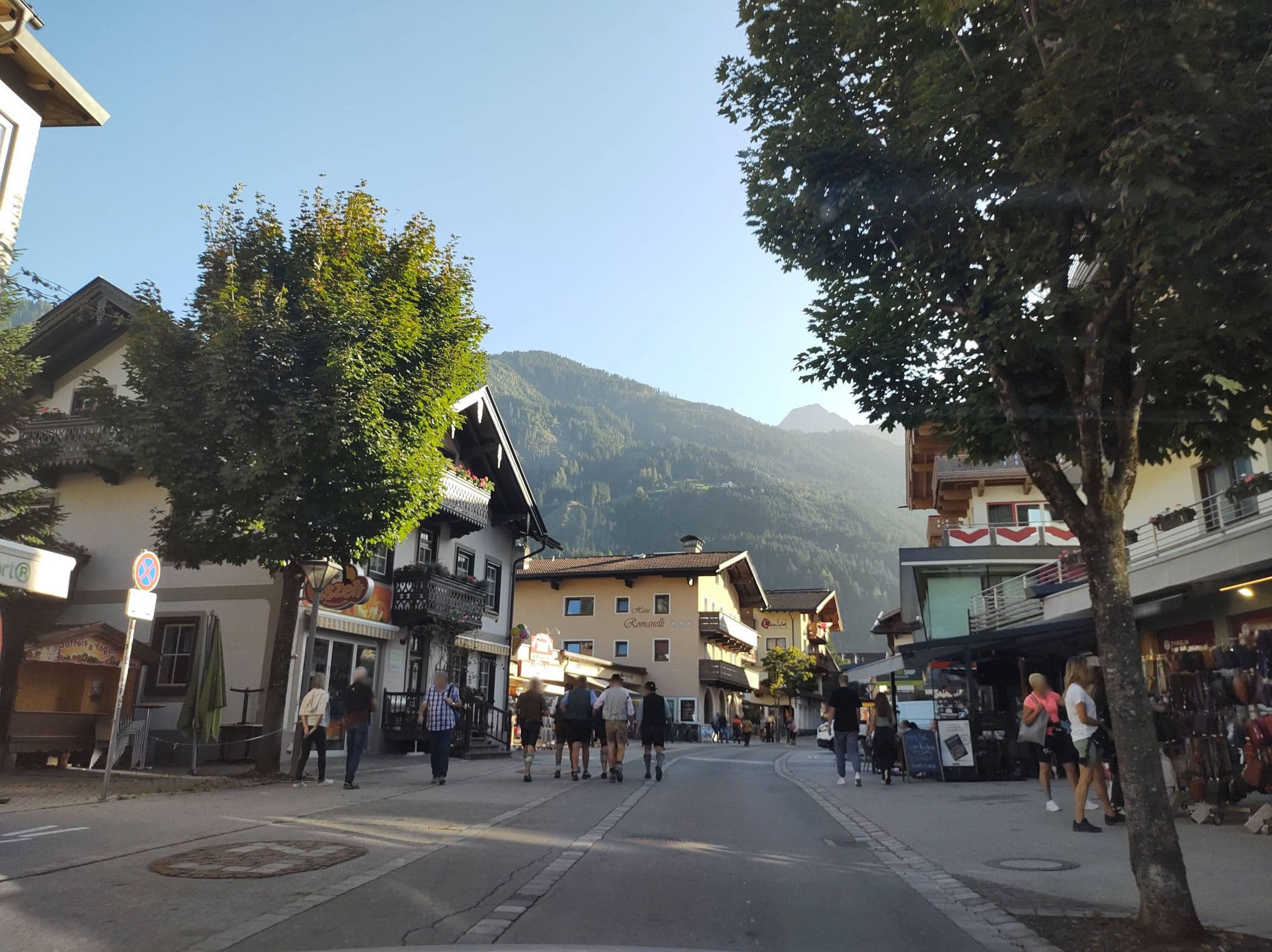 Street view near Jennewein, Mayrhofen — © thetornado76 (CC BY-SA · Mapillary)