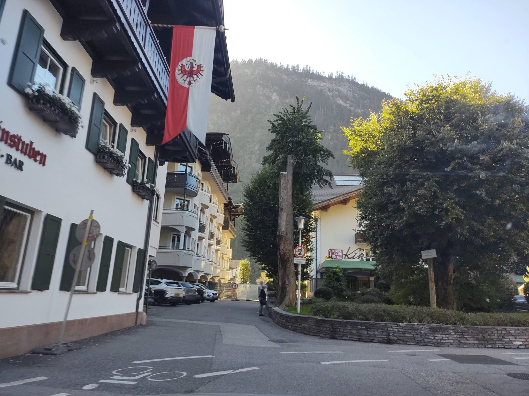 Street view near Gasthof Neuhaus, Mayrhofen — © thetornado76 (CC BY-SA · Mapillary)