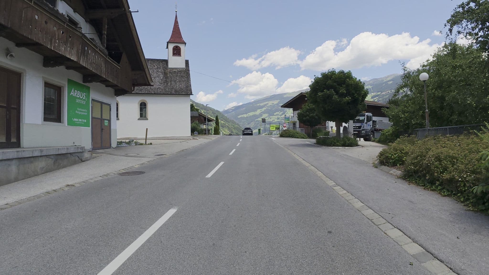 Street view near Appartment Daniela, Hippach — © Guzzi_Franze (CC BY-SA · Mapillary)