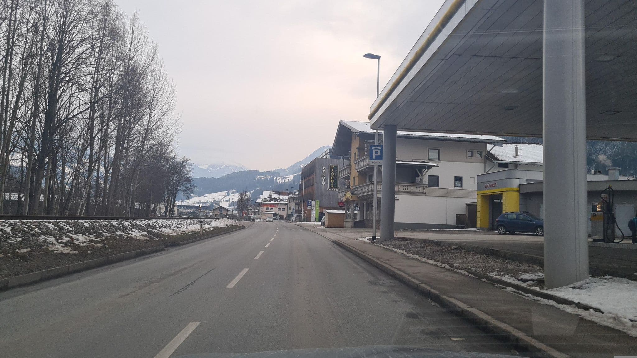 Street view near Pension Haus Oberanger, Ried im Zillertal — © dsmm (CC BY-SA · Mapillary)