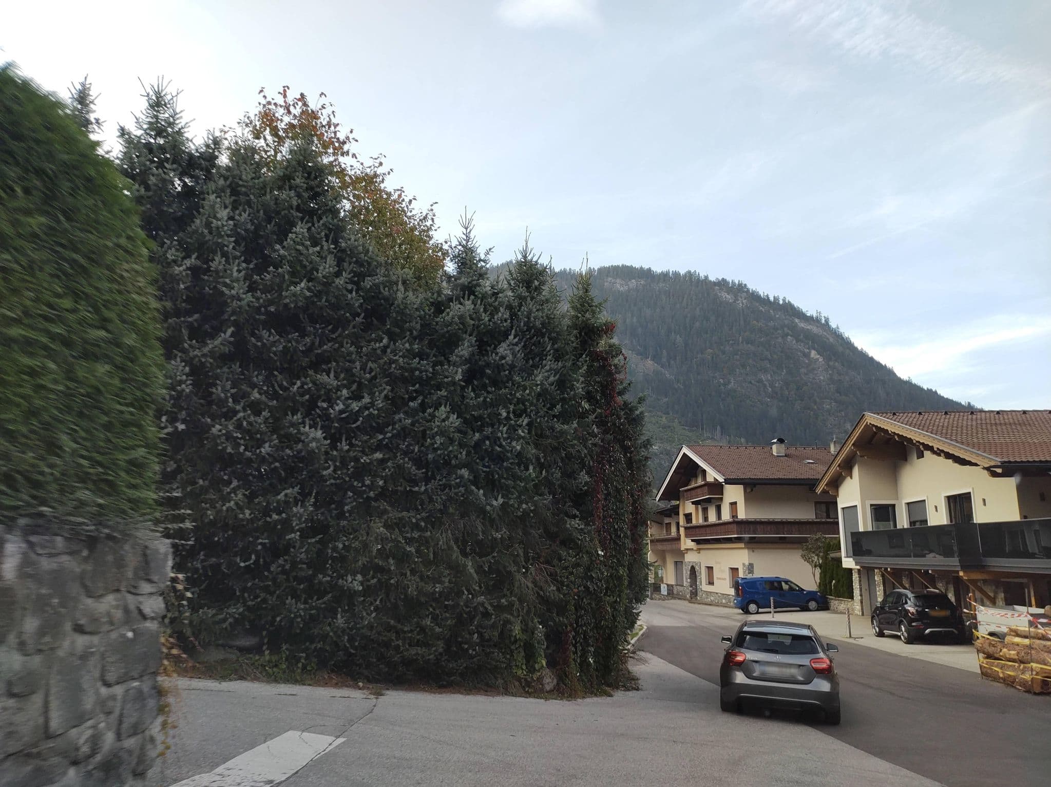 Street view near Alpengrüss, Mayrhofen — © thetornado76 (CC BY-SA · Mapillary)