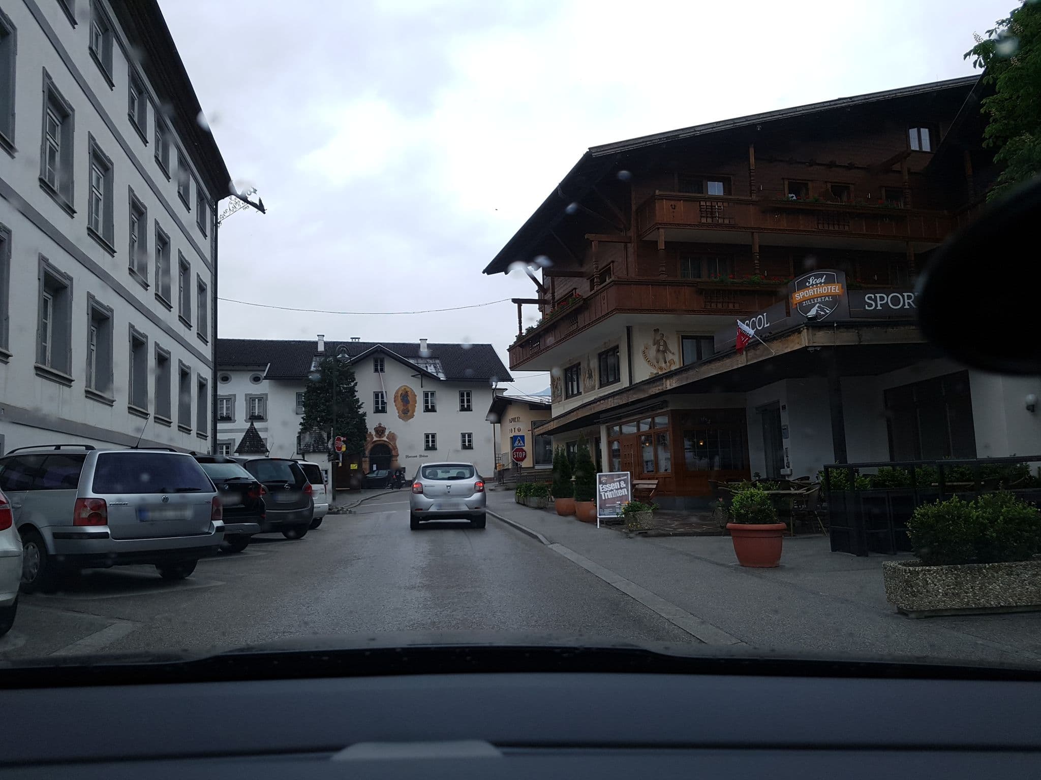 Street view near Hotel Post, Fügen — © schermy_at (CC BY-SA · Mapillary)