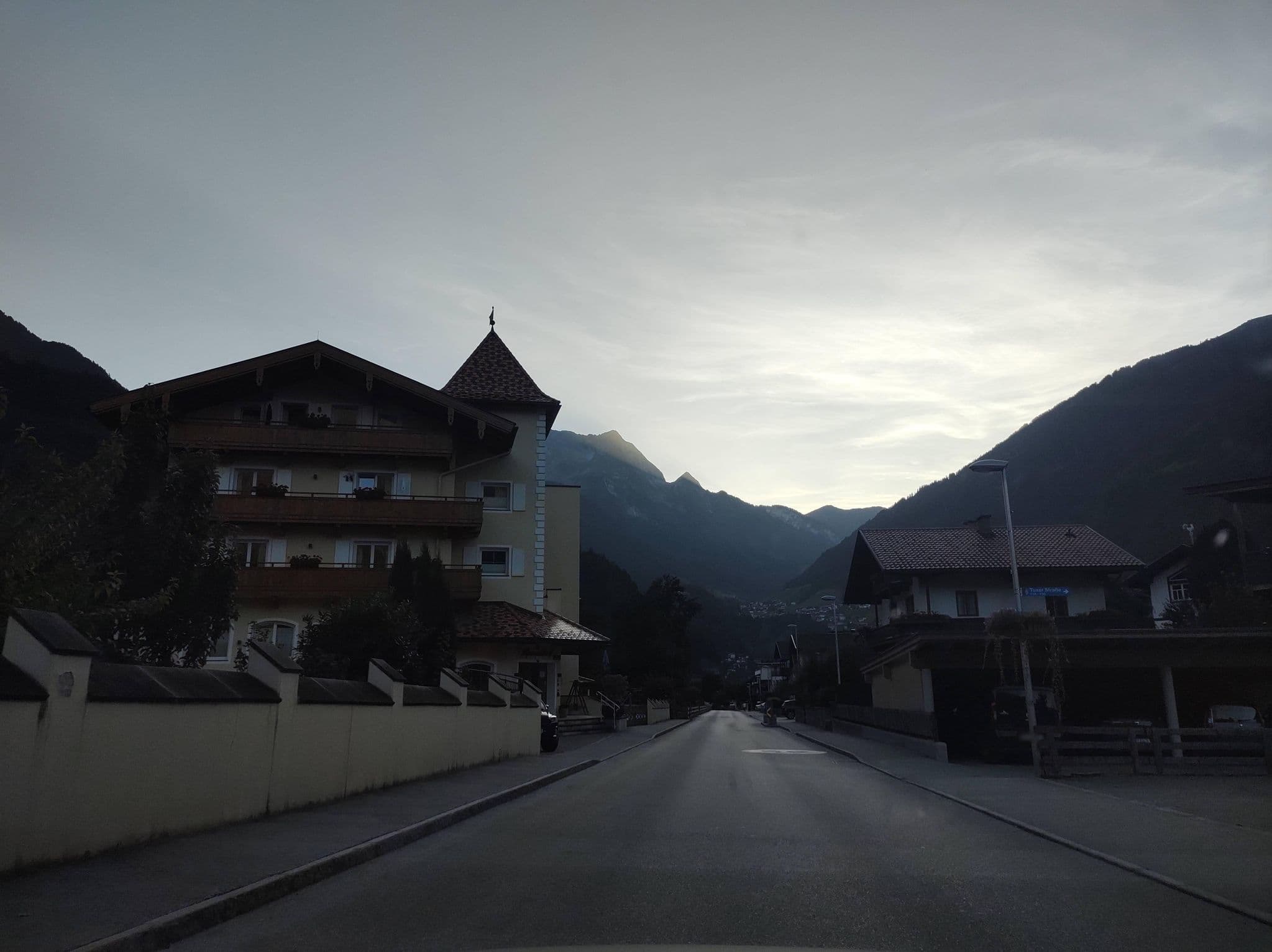 Street view near Frühstückspension Alpenland, Mayrhofen — © thetornado76 (CC BY-SA · Mapillary)