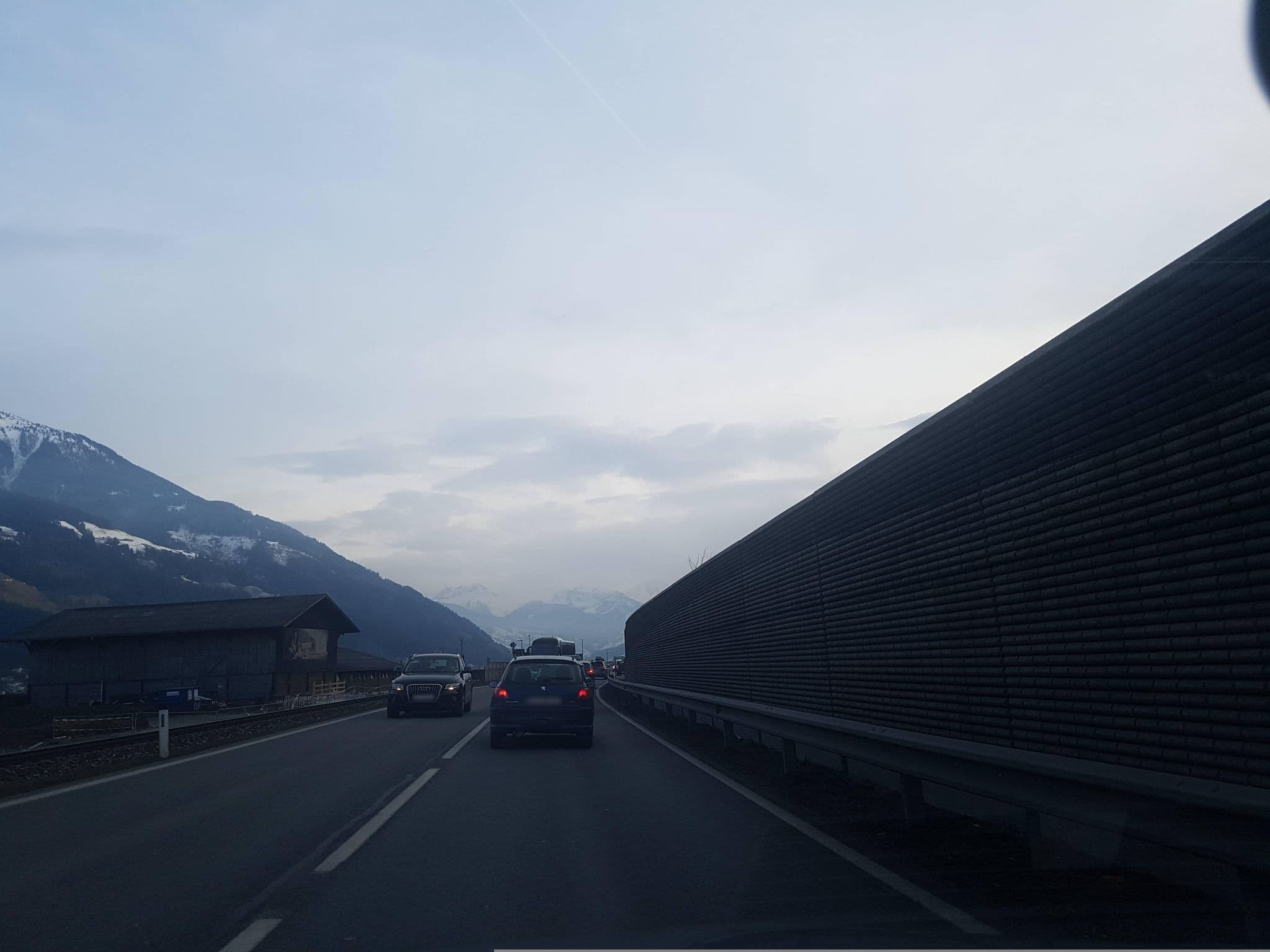 Street view near Haus Traudi, Fügen — © dsmm (CC BY-SA · Mapillary)