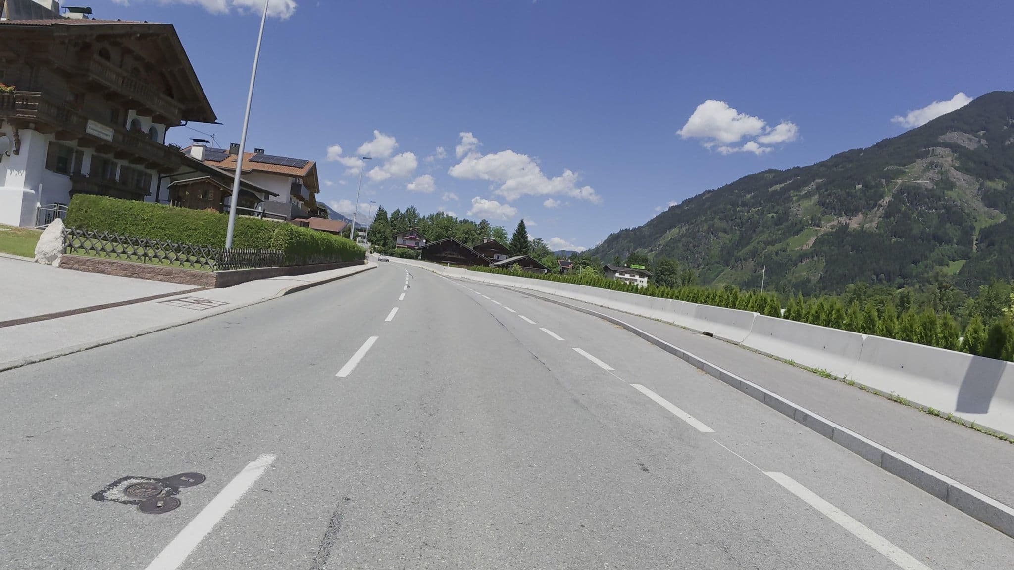 Street view near Ferienwohnung Schaffenrath, Ried im Zillertal — © Guzzi_Franze (CC BY-SA · Mapillary)