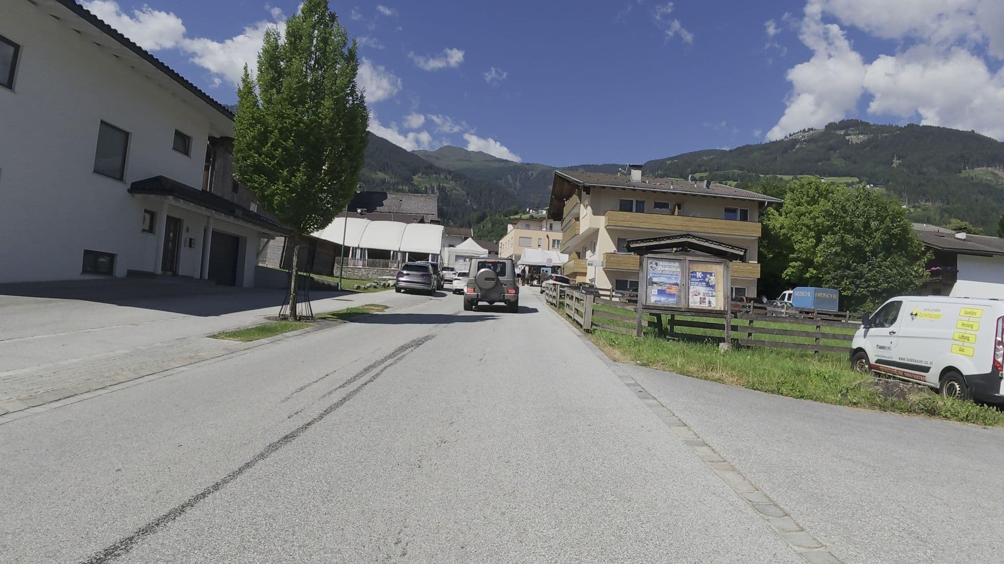 Street view near Wimpissinger A & K Hotel Platzlhof, Ried im Zillertal — © Guzzi_Franze (CC BY-SA · Mapillary)
