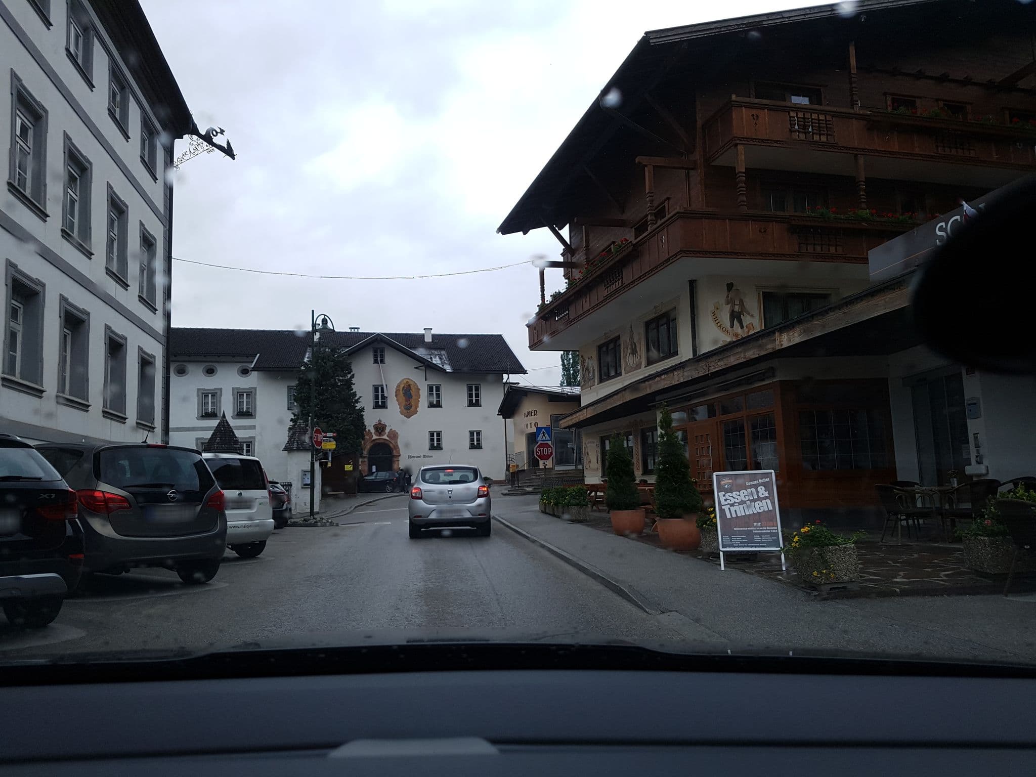 Street view near Hotel Post in Fügen Verwaltungs GmbH + Co., Fügen — © schermy_at (CC BY-SA · Mapillary)