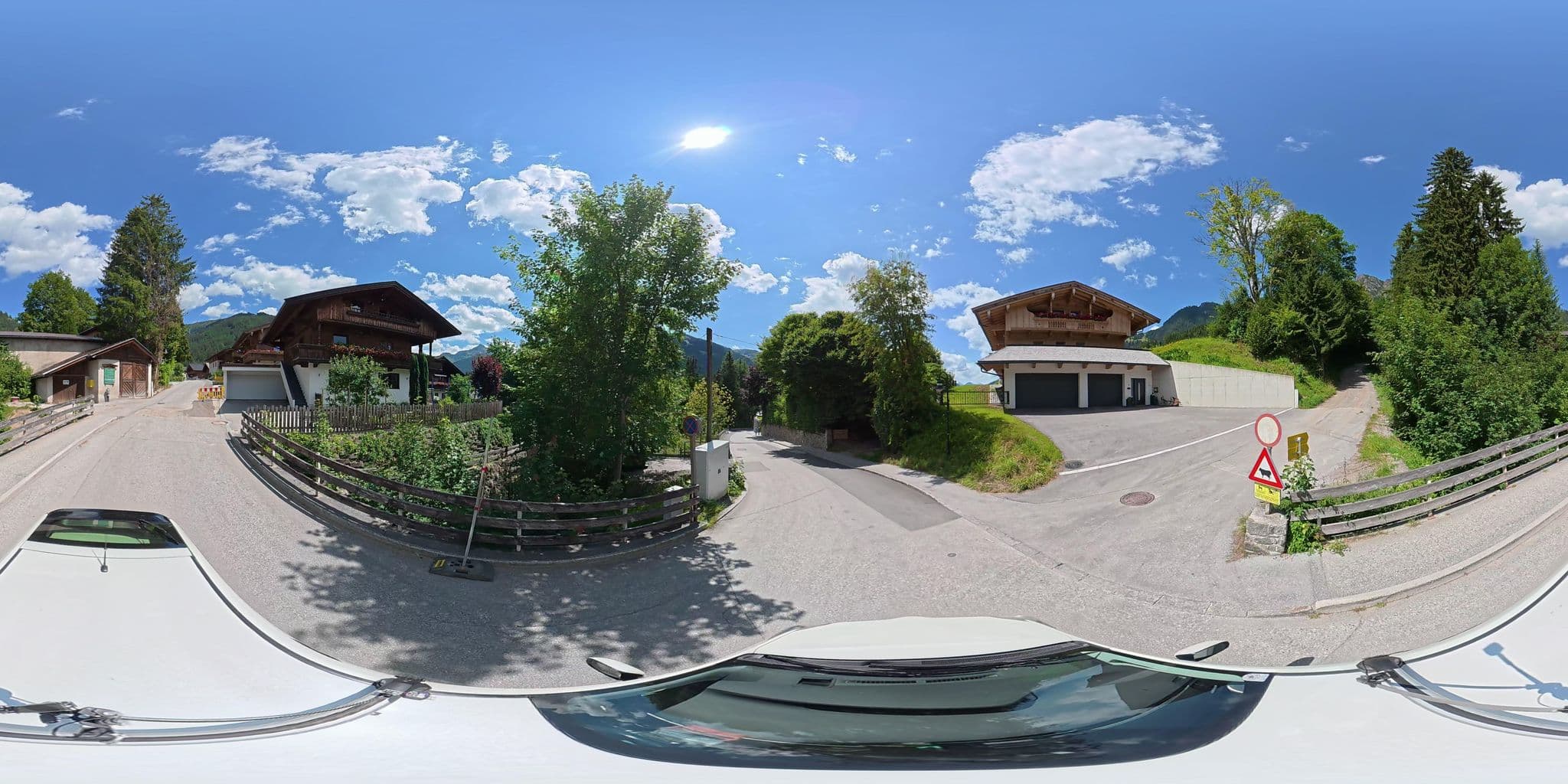 Street view near Haus Zillertal, Alpbach — © osmplus_org (CC BY-SA · Mapillary)