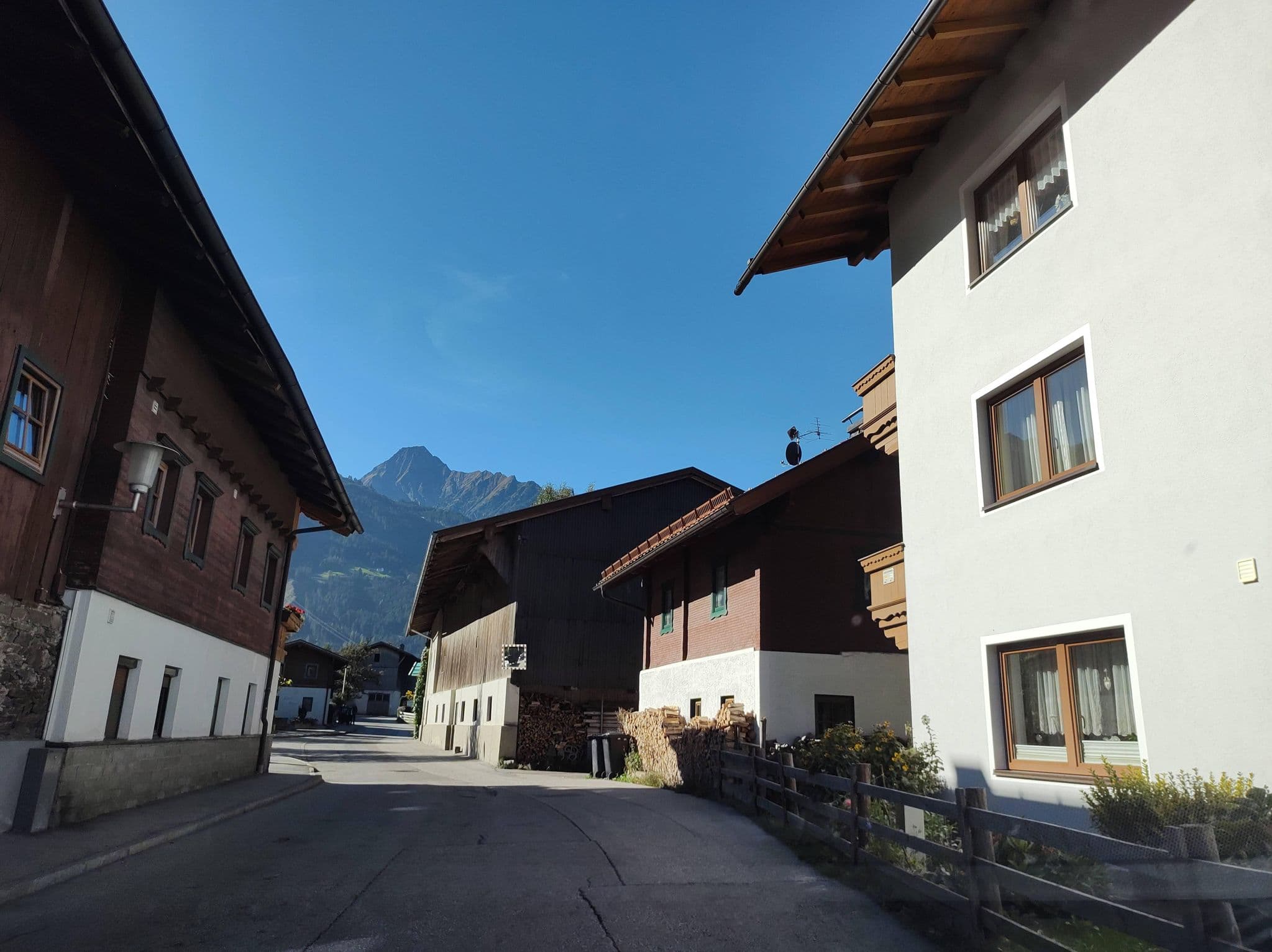 Street view near Gästehaus Innerwies'n, Marianne Schösser, Mayrhofen — © thetornado76 (CC BY-SA · Mapillary)