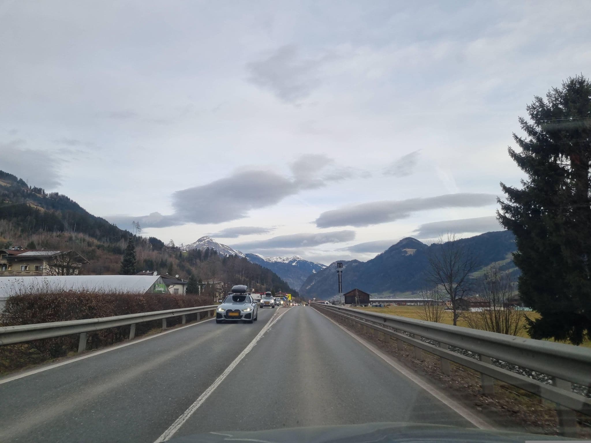 Street view near Zeller Berta, Fügen — © dsmm (CC BY-SA · Mapillary)