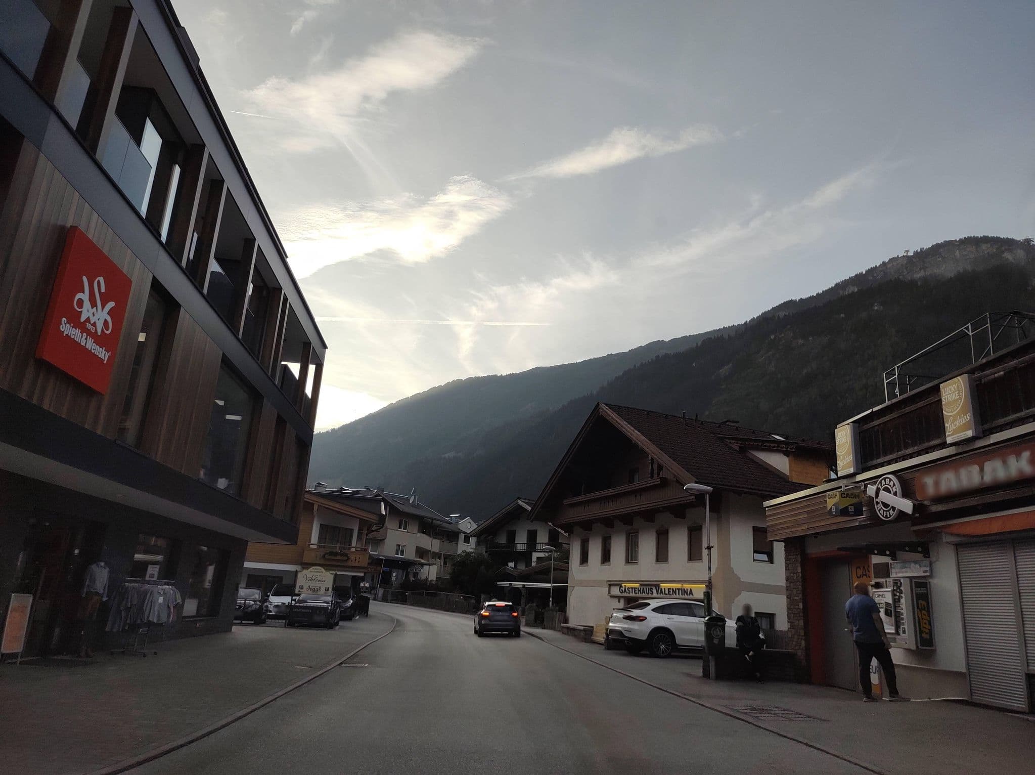Street view near Valentina, Mayrhofen — © thetornado76 (CC BY-SA · Mapillary)