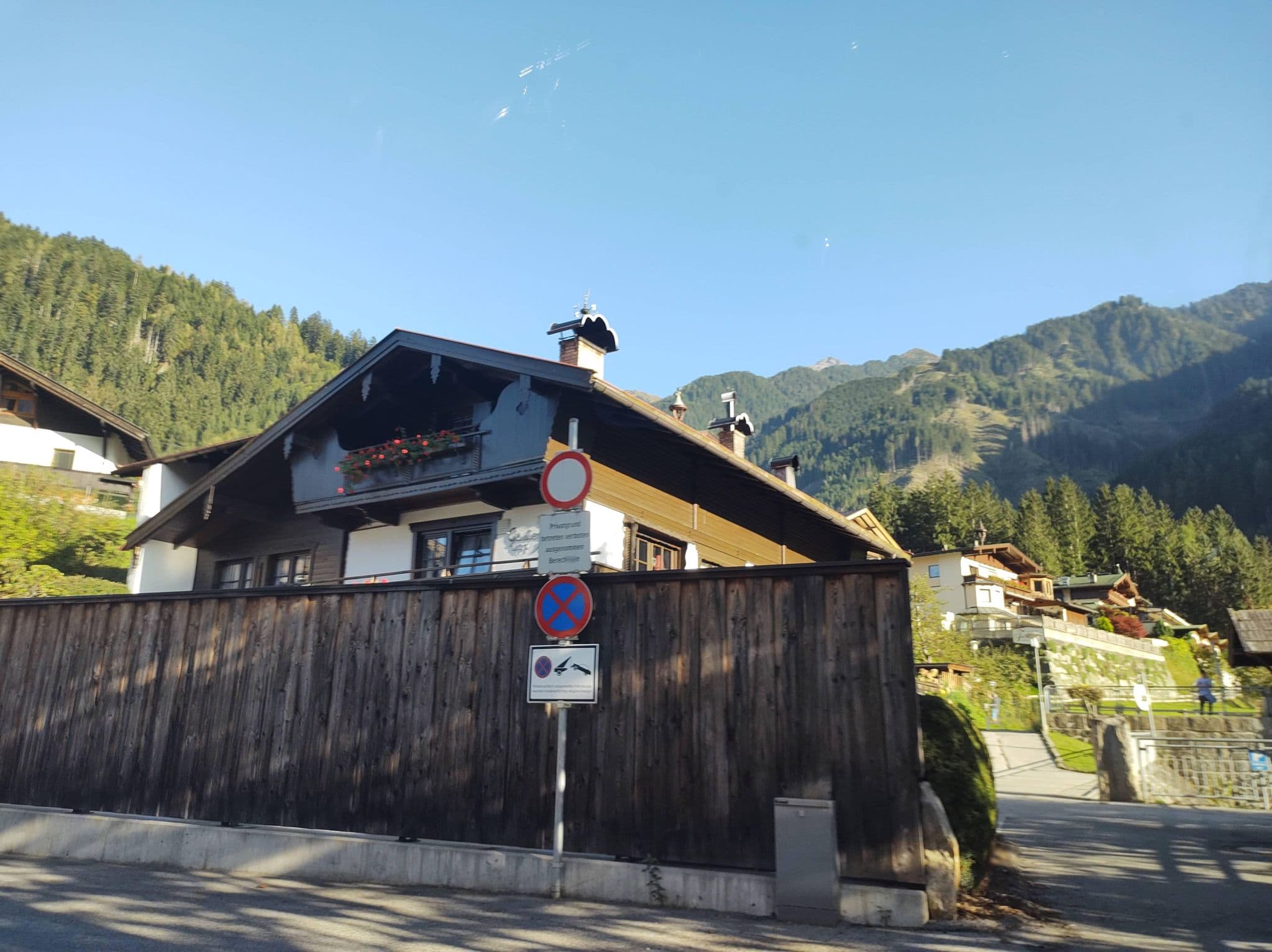 Street view near Frühstückspension Summerer, Mayrhofen — © thetornado76 (CC BY-SA · Mapillary)