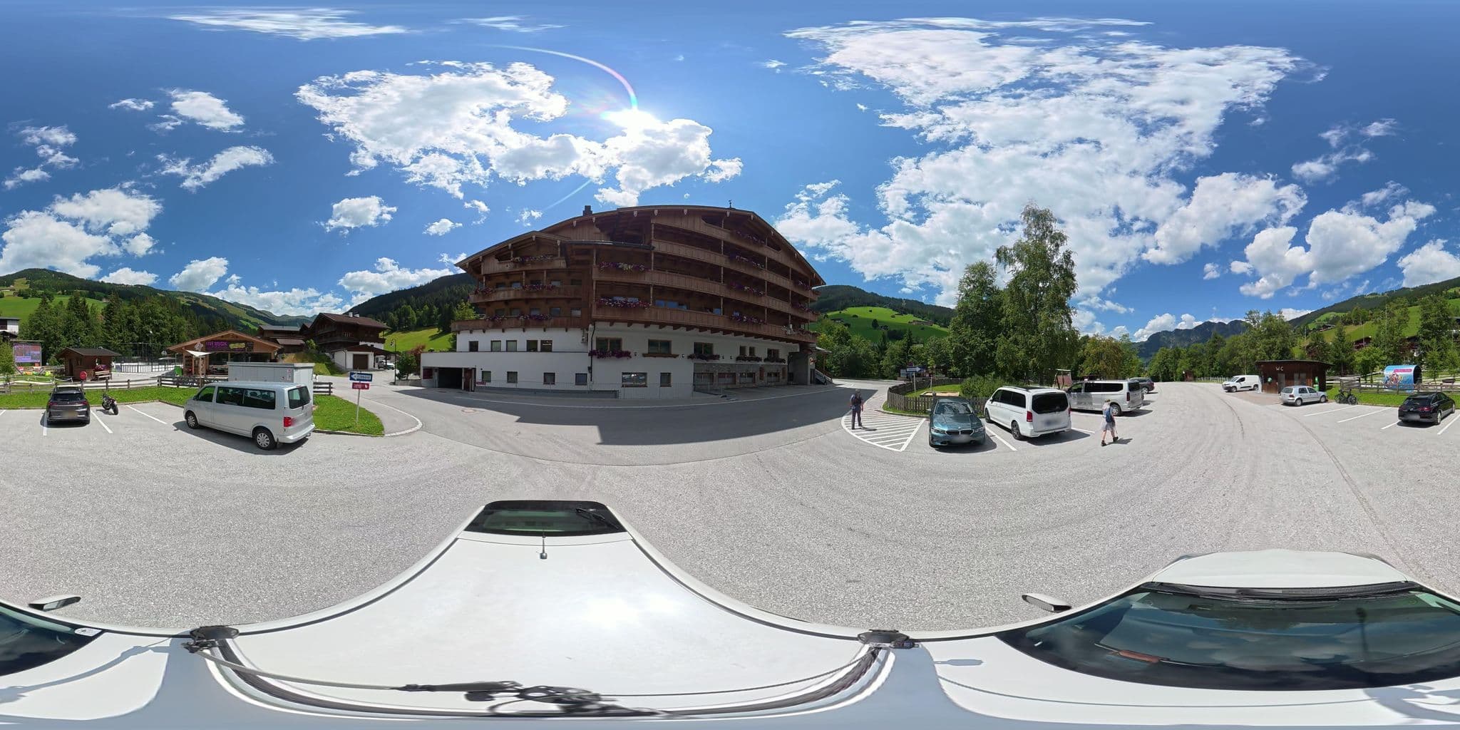Street view near Wiedersbergerhorn Hotel Alpbach, Alpbach — © osmplus_org (CC BY-SA · Mapillary)