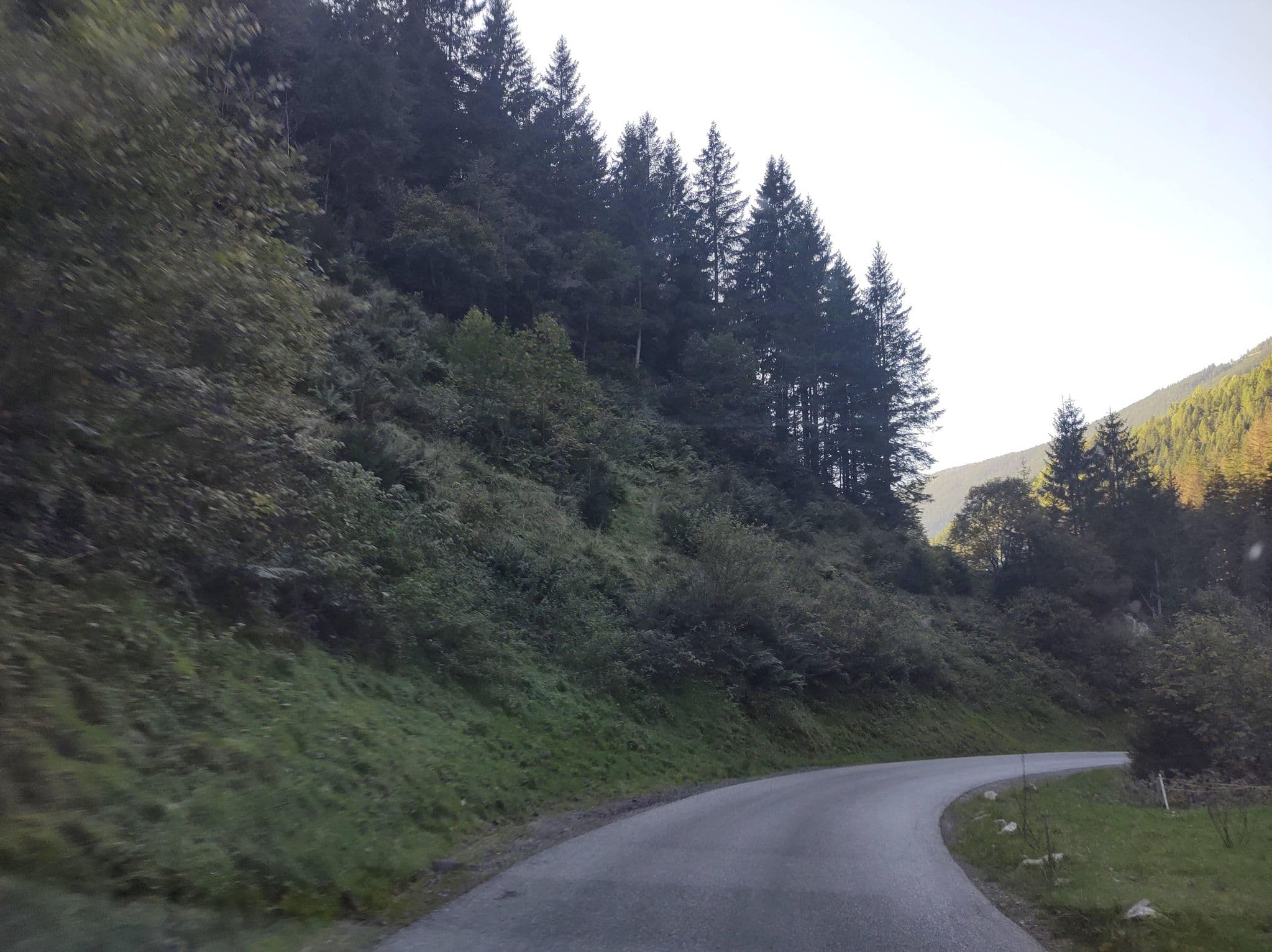 Street view near Chalet Schneespass, Mayrhofen — © thetornado76 (CC BY-SA · Mapillary)