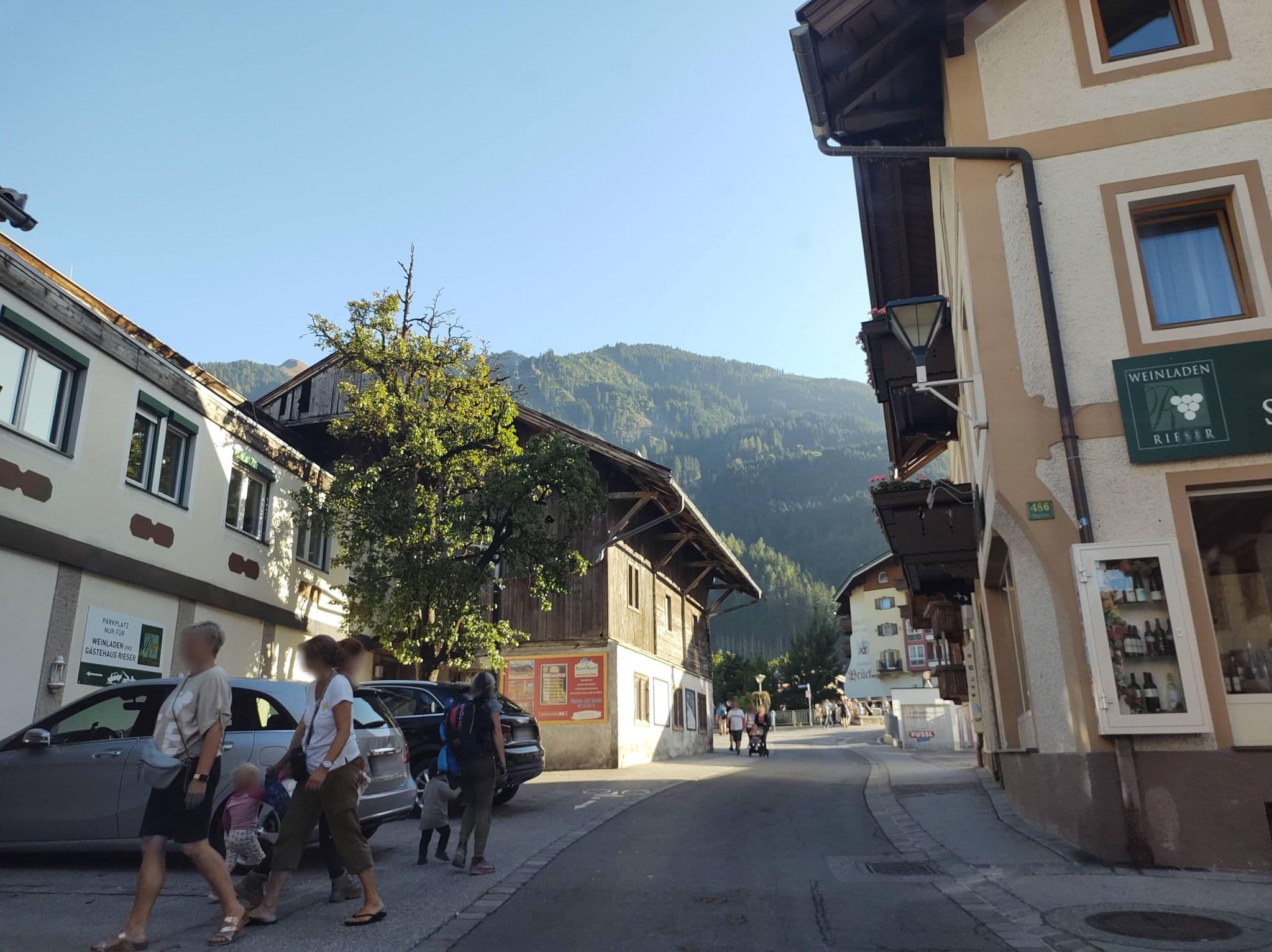 Street view near Hotel Garni Rieser, Mayrhofen — © thetornado76 (CC BY-SA · Mapillary)
