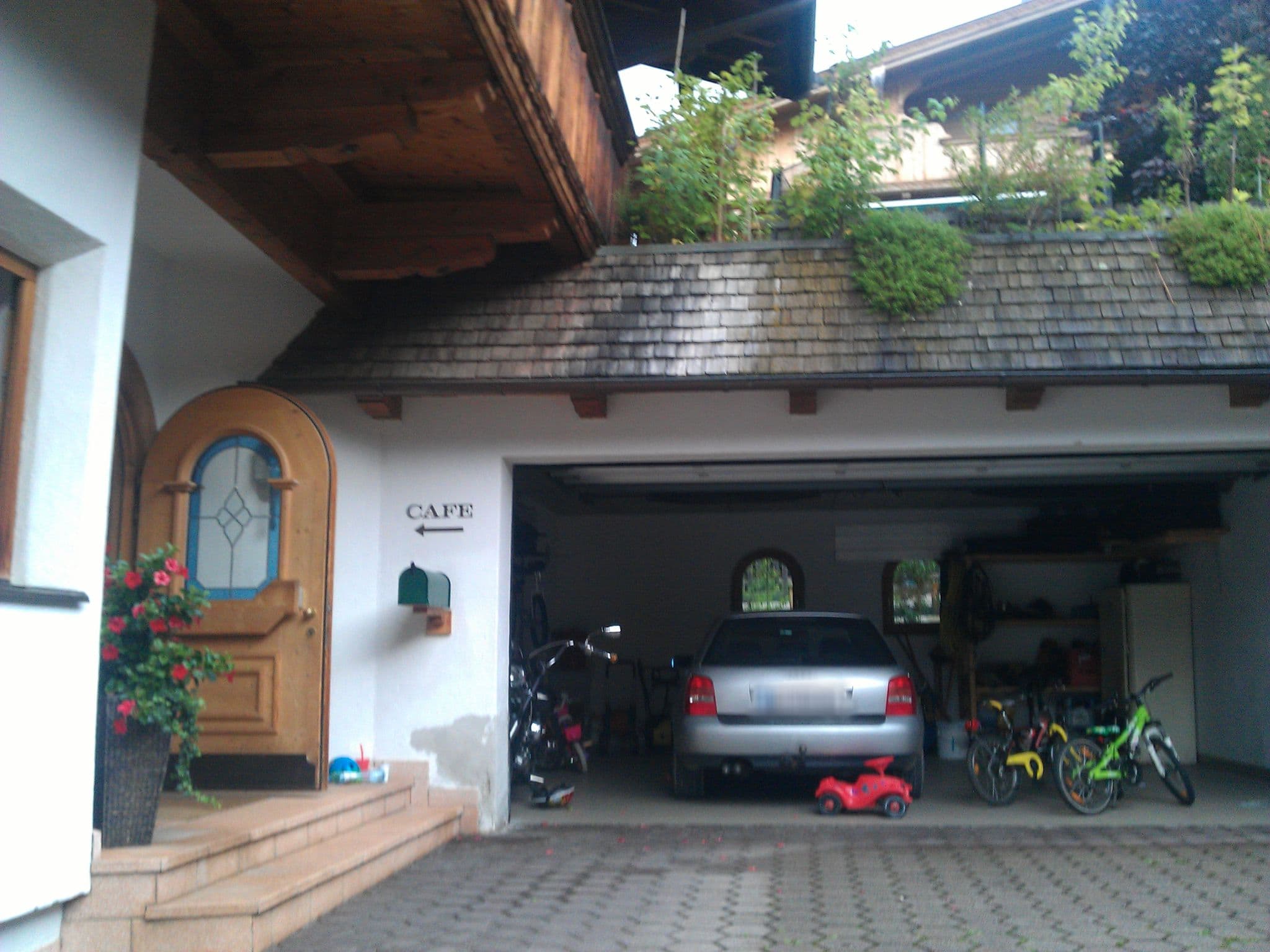 Street view near Appartement Haus Jenkner, Alpbach — © zuse (CC BY-SA · Mapillary)