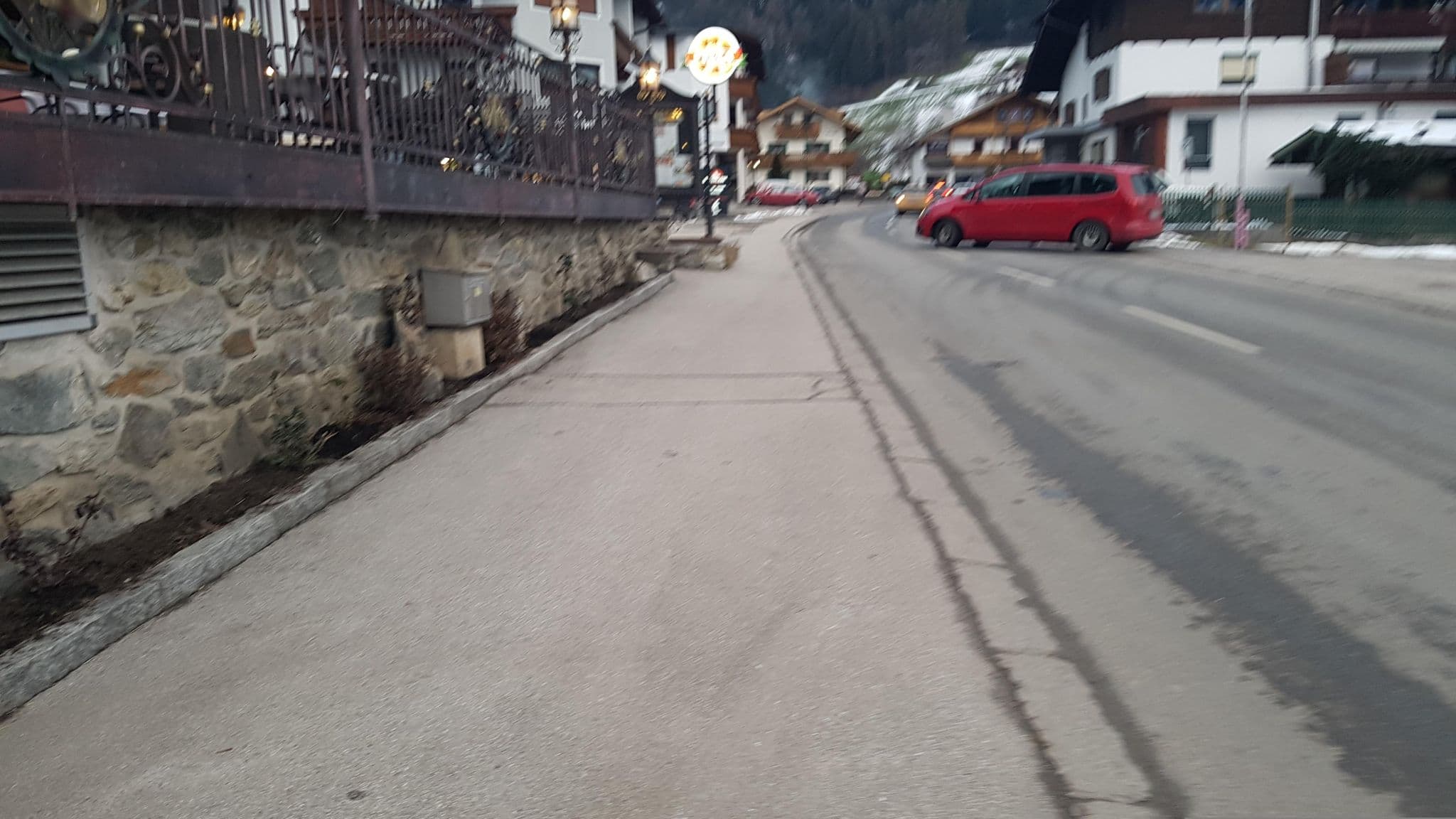 Street view near Hotel Riedl Stumm, Stumm — © dsmm (CC BY-SA · Mapillary)