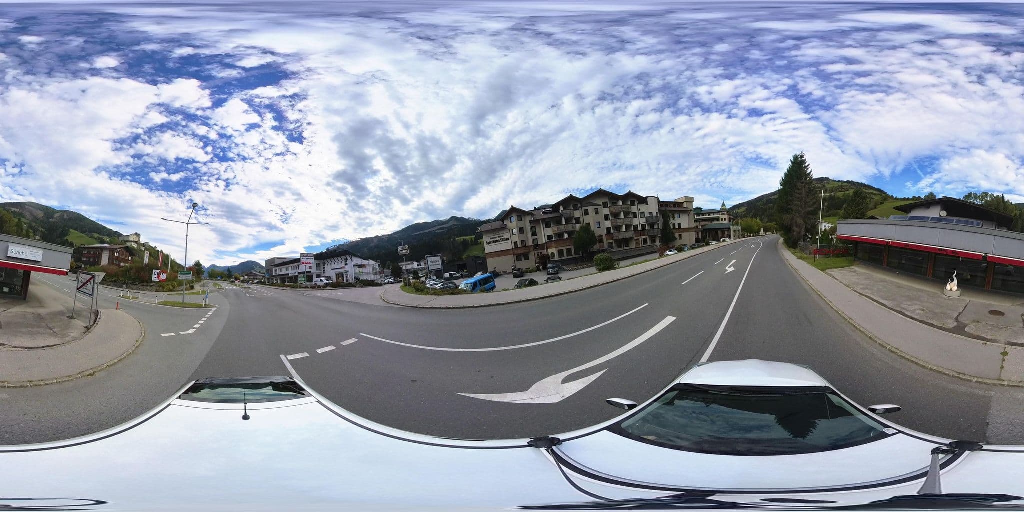 Street view near Haus Webhofer, Sillian — © osmplus_org (CC BY-SA · Mapillary)
