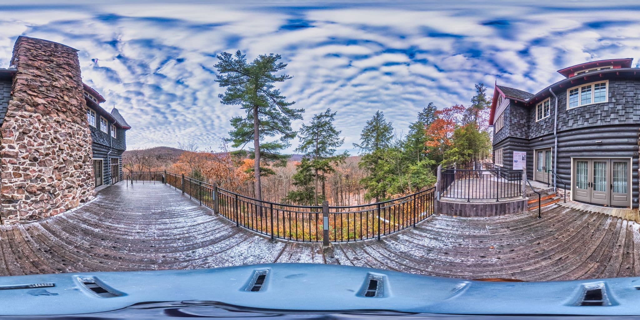 Street view near O'Brien House, Chelsea — © brianredmond (CC BY-SA · Mapillary)