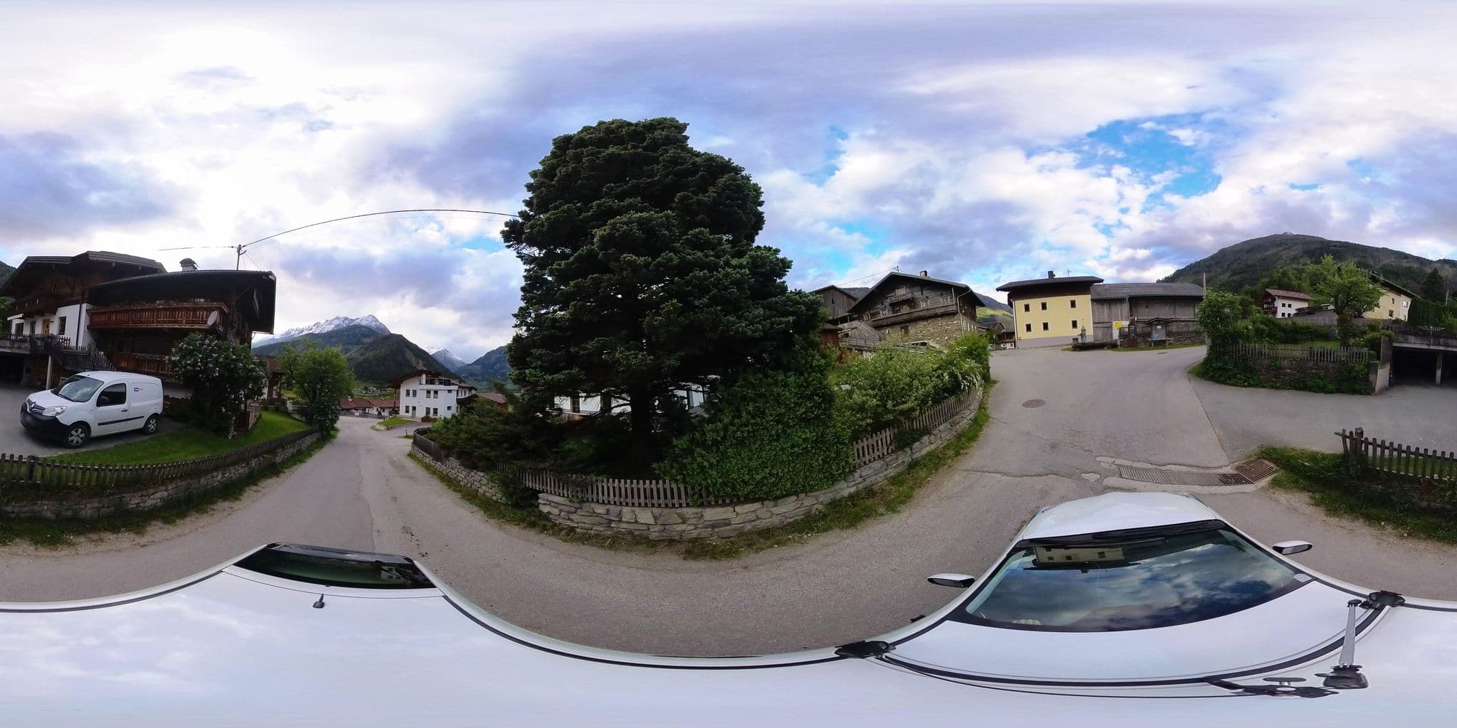 Street view near Simiterhof, Matrei in Osttirol — © osmplus_org (CC BY-SA · Mapillary)