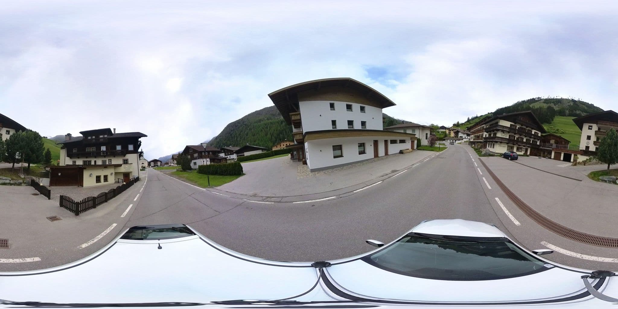 Street view near Dietmar Hafele, Virgen — © osmplus_org (CC BY-SA · Mapillary)