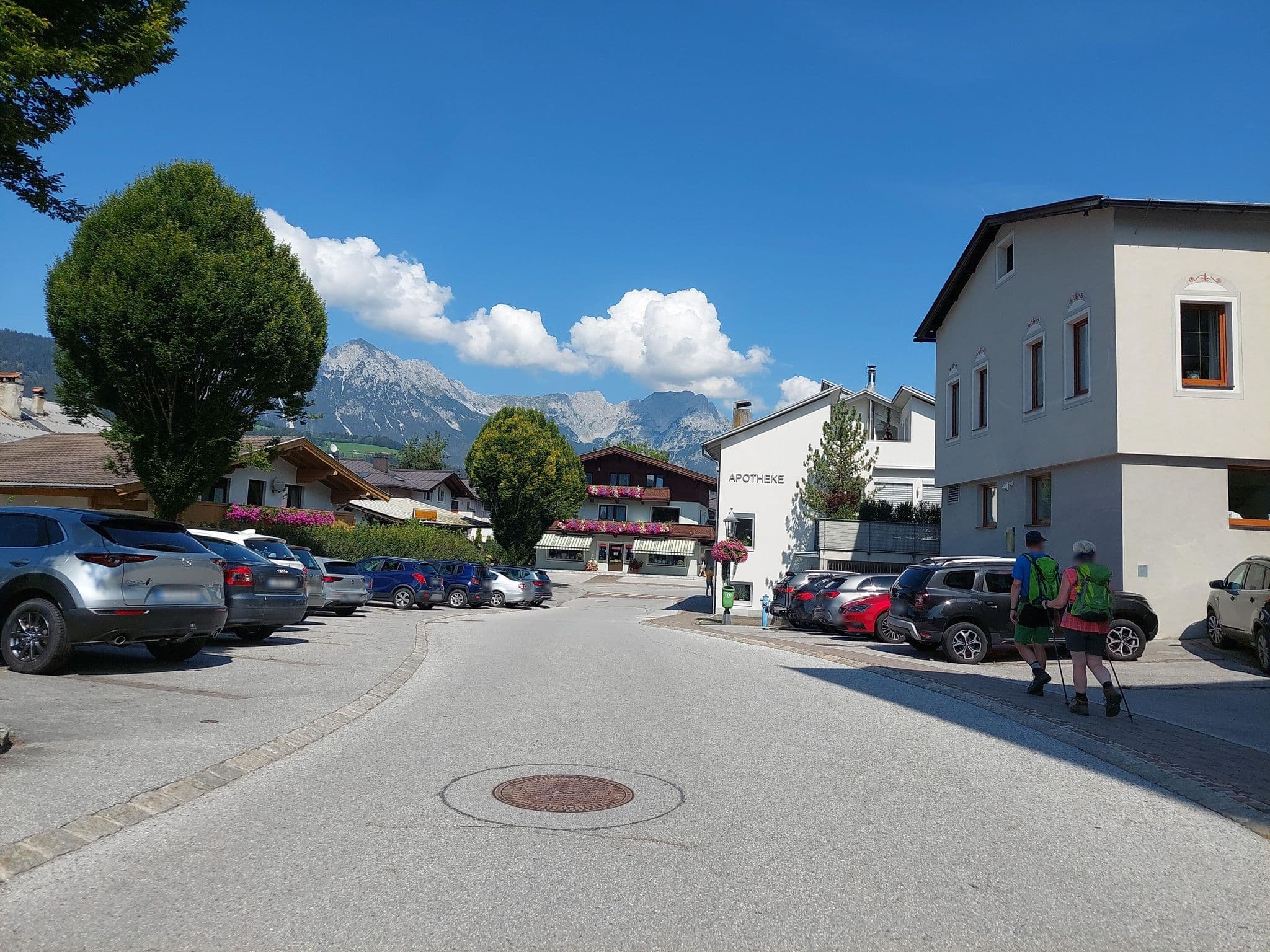 Street view near Hotel-Restaurant Feldwebel, Söll — © viavista (CC BY-SA · Mapillary)