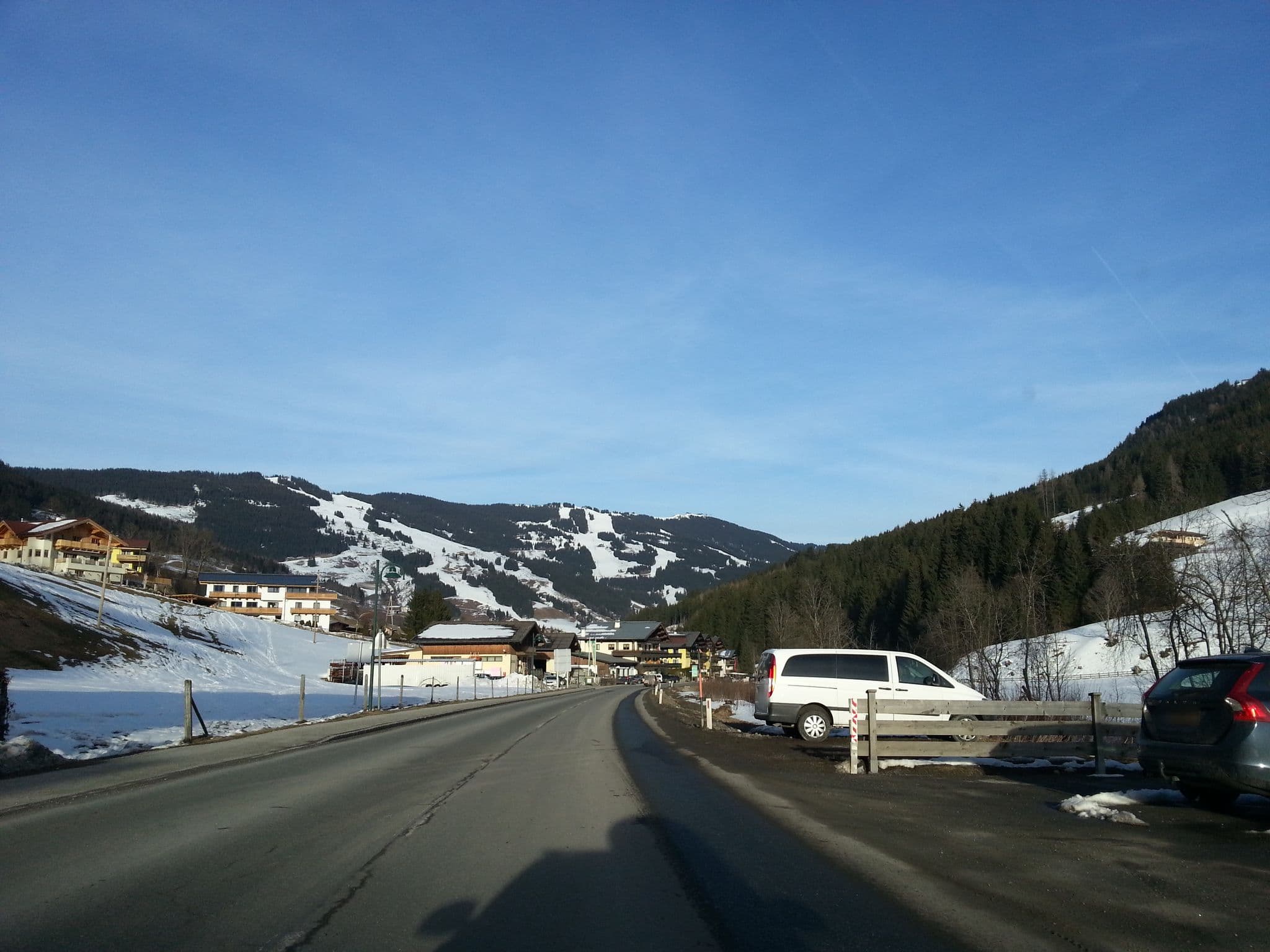 Street view near Pension Böhmerwald, Hinterglemm — © it_s_so_funny (CC BY-SA · Mapillary)