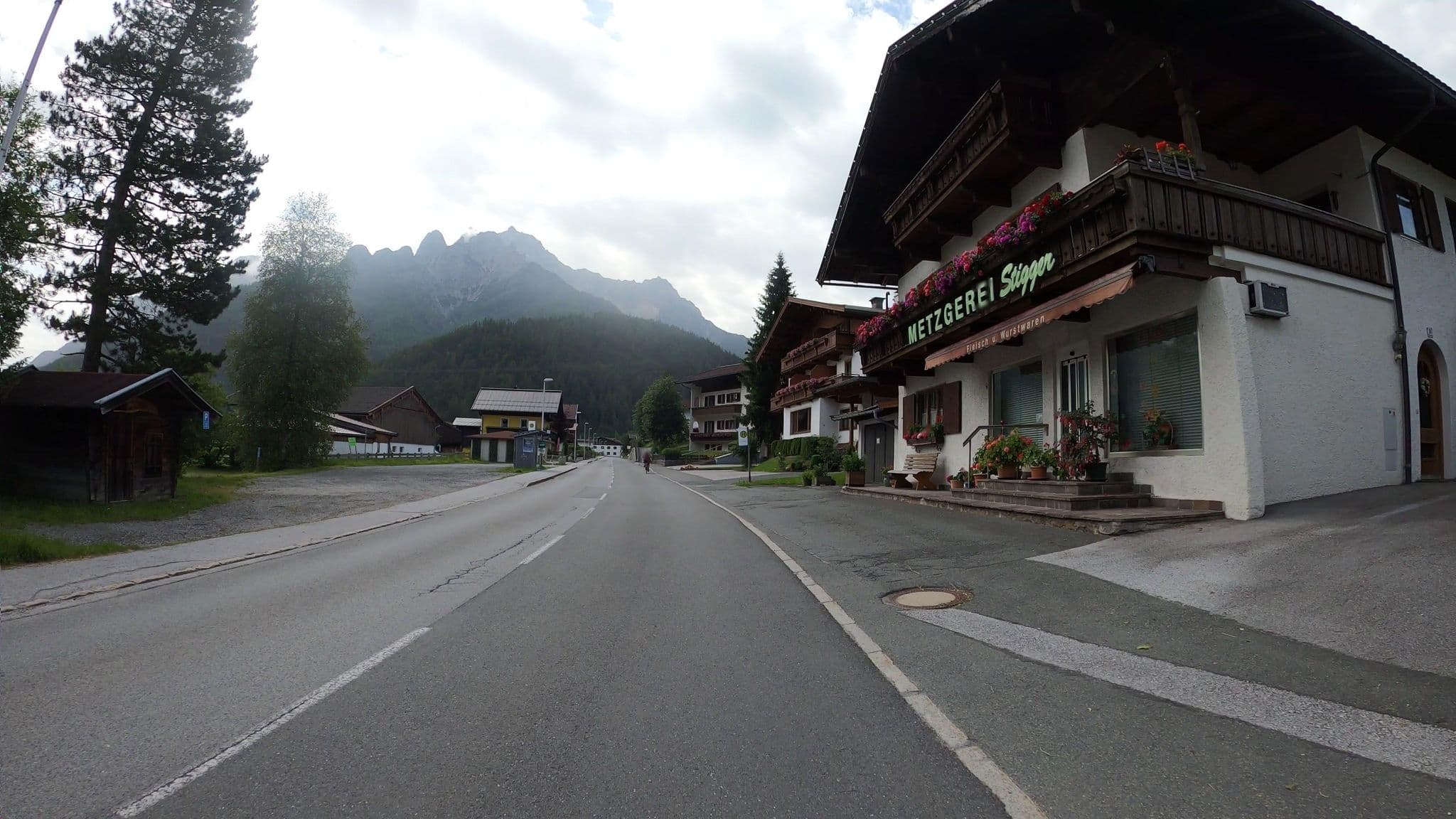 Street view near Zimmerfrei schweizerhof, Waidring — © osmplus_org (CC BY-SA · Mapillary)