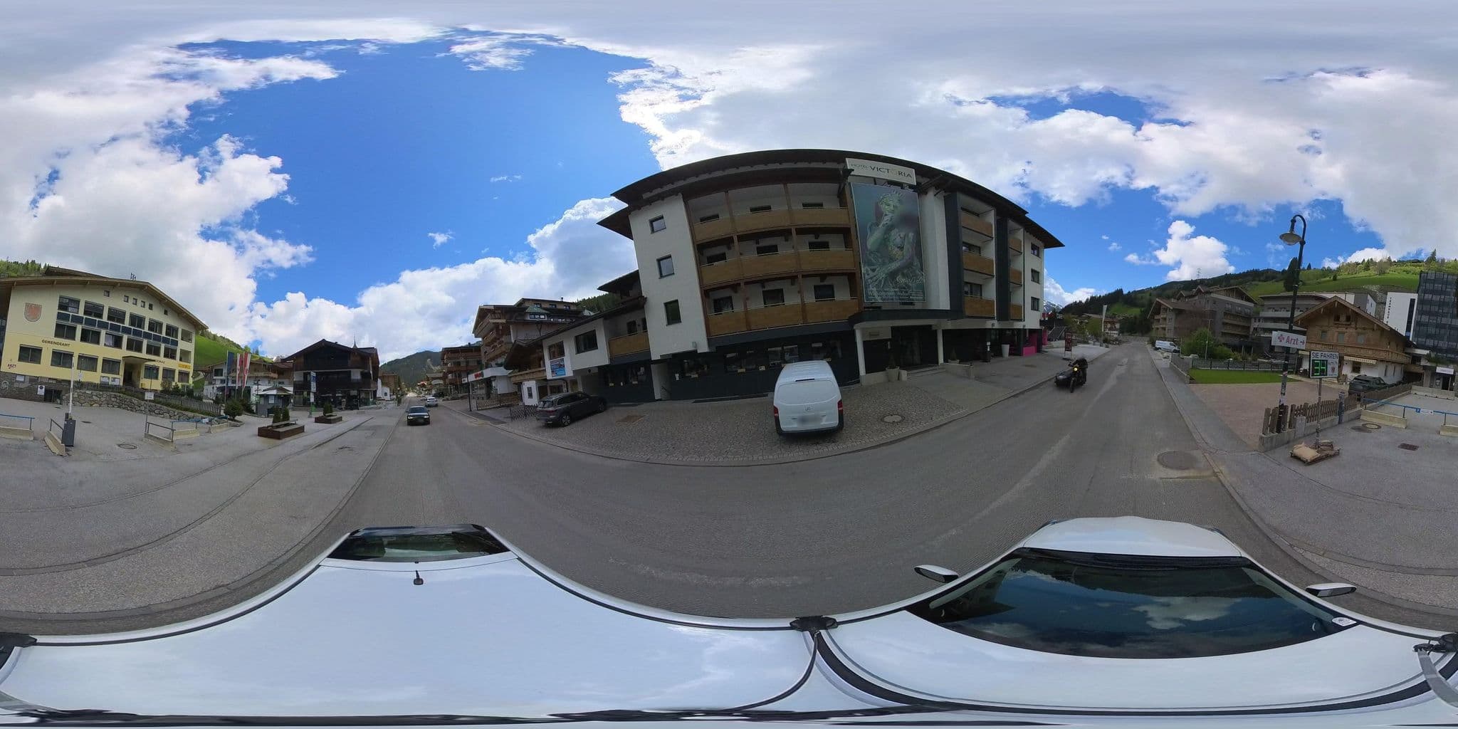Street view near Cafe-Pension Innertalerhof, Aschau — © osmplus_org (CC BY-SA · Mapillary)