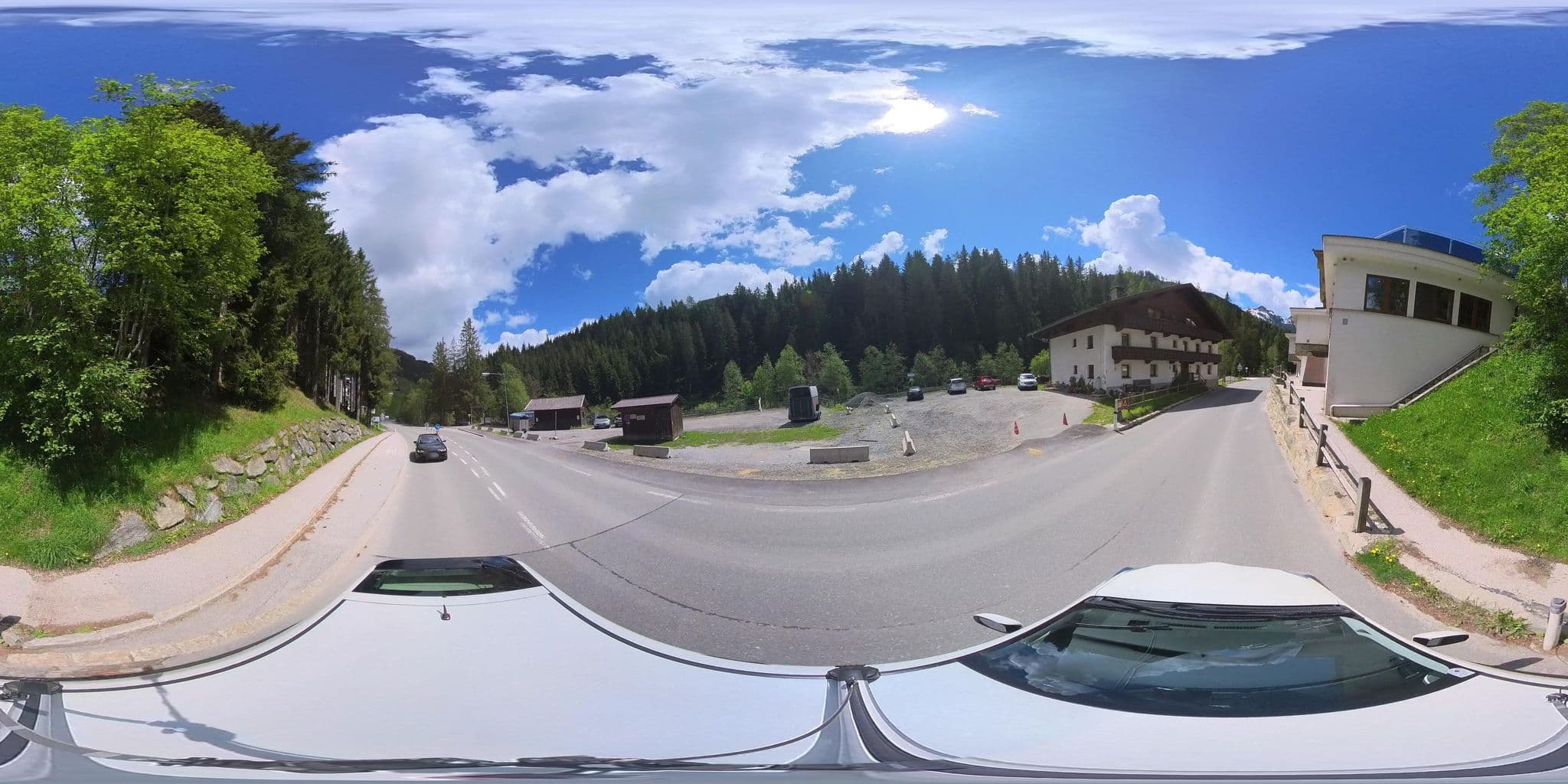 Street view near Hotel Kröller, Zell am Ziller — © osmplus_org (CC BY-SA · Mapillary)