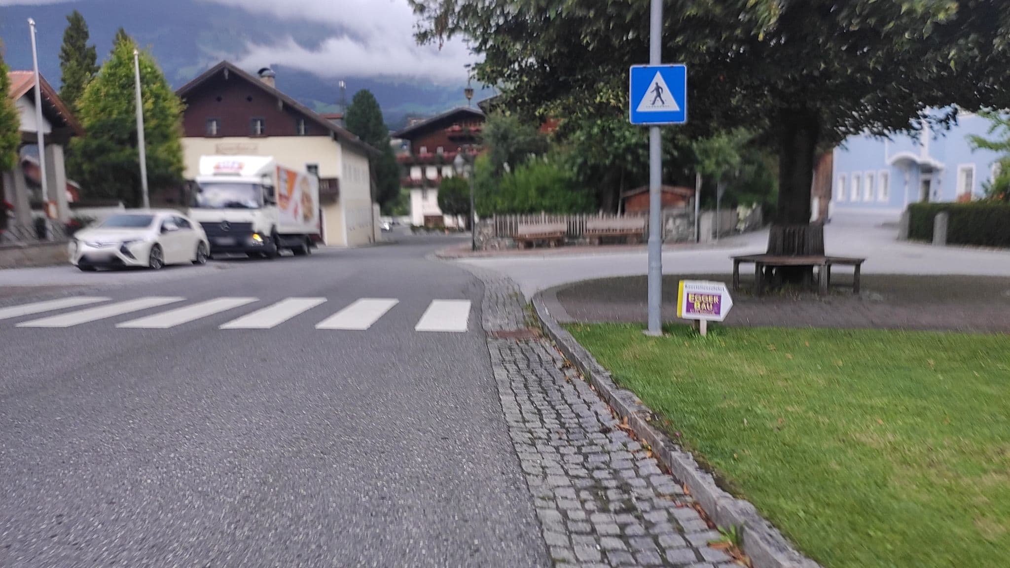 Street view near Senninger - Alm, Mittersill — © consens_verkehrsplanung (CC BY-SA · Mapillary)