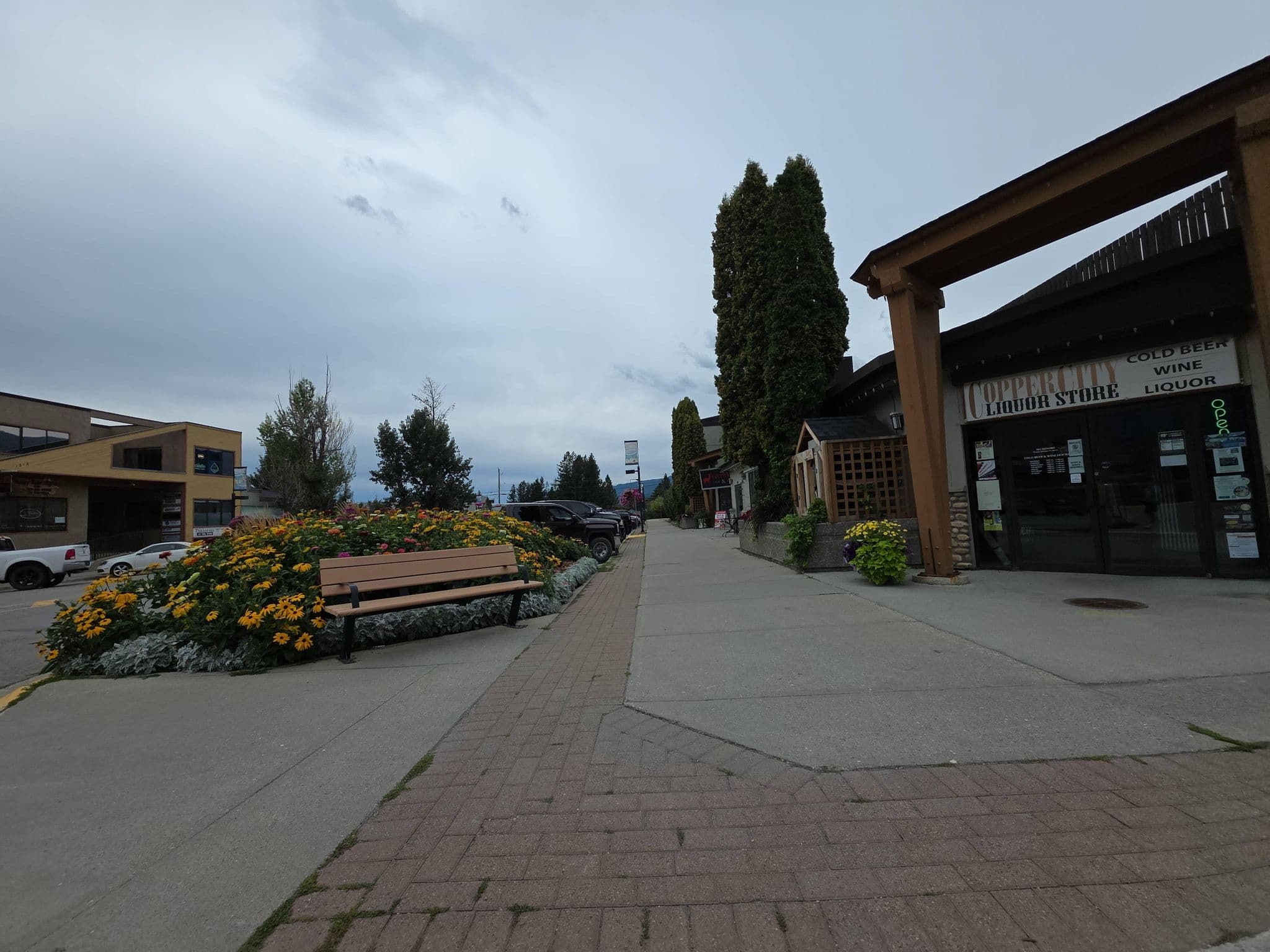 Street view near Invermere Inn & Suites, Invermere — © dominickbunu (CC BY-SA · Mapillary)