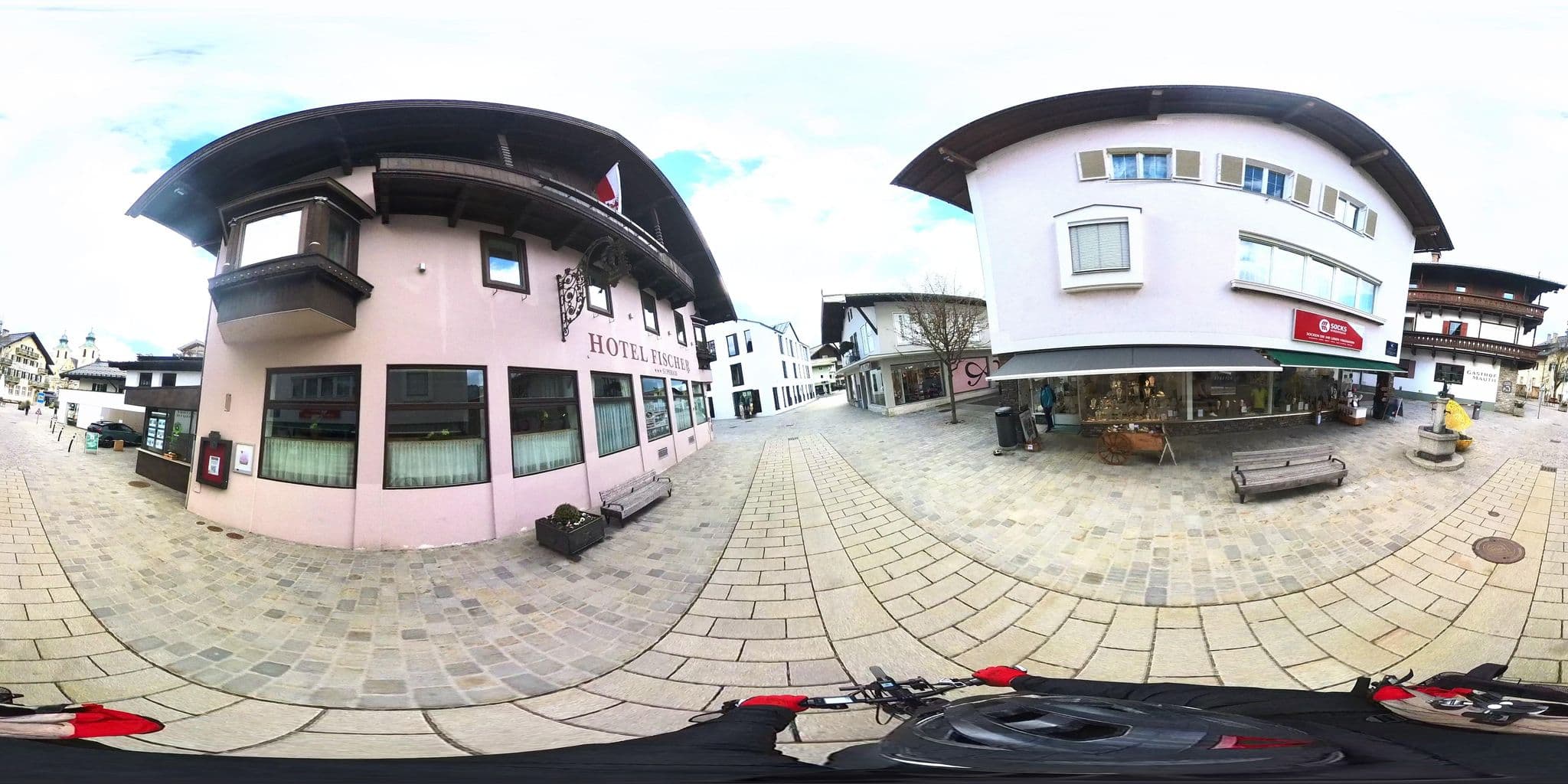 Street view near Mauth Hotel St Johann, Sankt Johann in Tirol — © osmplus_org (CC BY-SA · Mapillary)