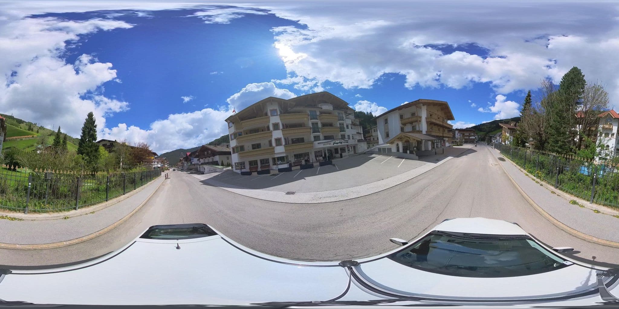 Street view near Hotel Jägerhof Fam. Ehammer, Aschau — © osmplus_org (CC BY-SA · Mapillary)