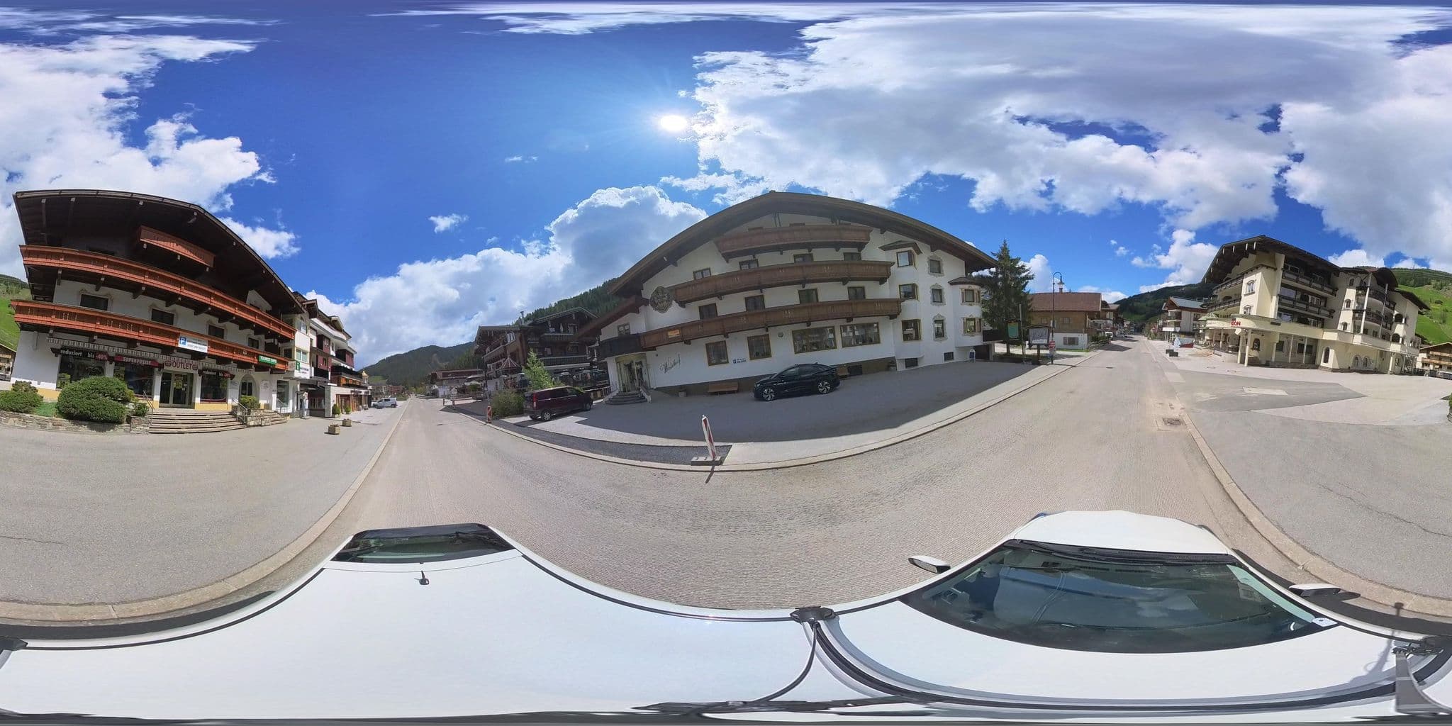 Street view near Hotel-Pension Waldhof, Aschau — © osmplus_org (CC BY-SA · Mapillary)