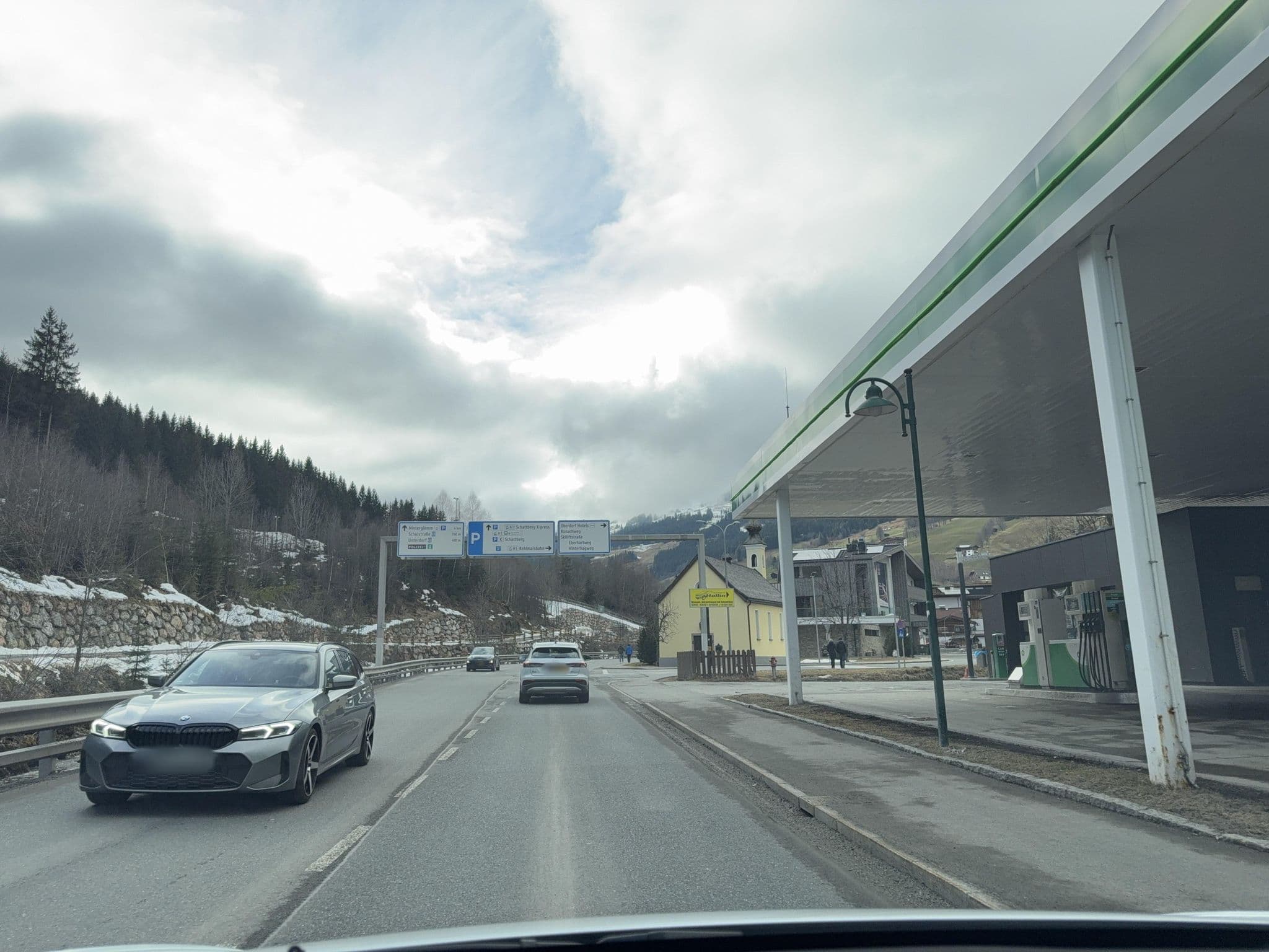 Street view near Apartementhaus Hollin, Saalbach — © ottor (CC BY-SA · Mapillary)