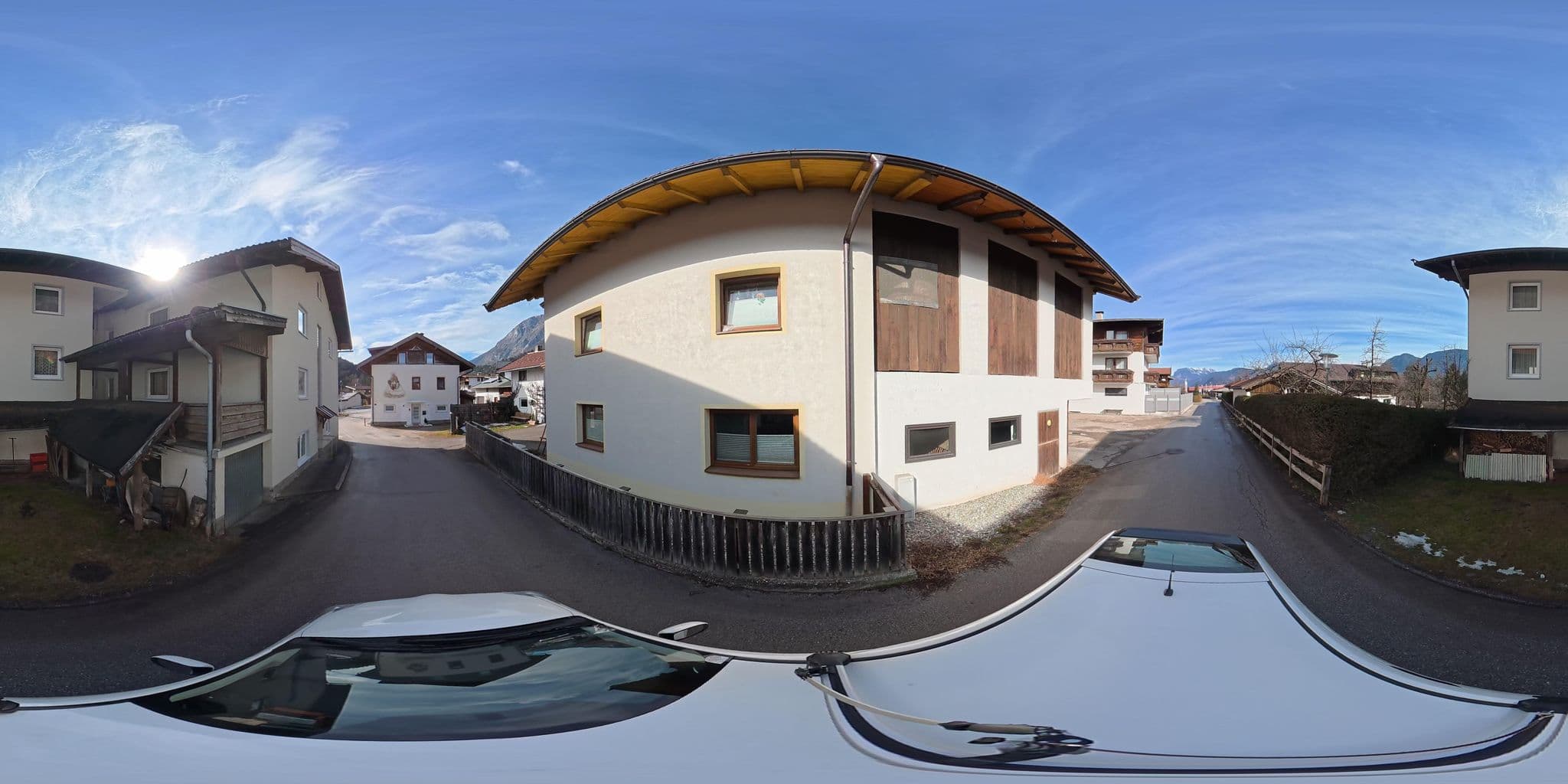Street view near Robert Plank, Niederbreitenbach — © osmplus_org (CC BY-SA · Mapillary)